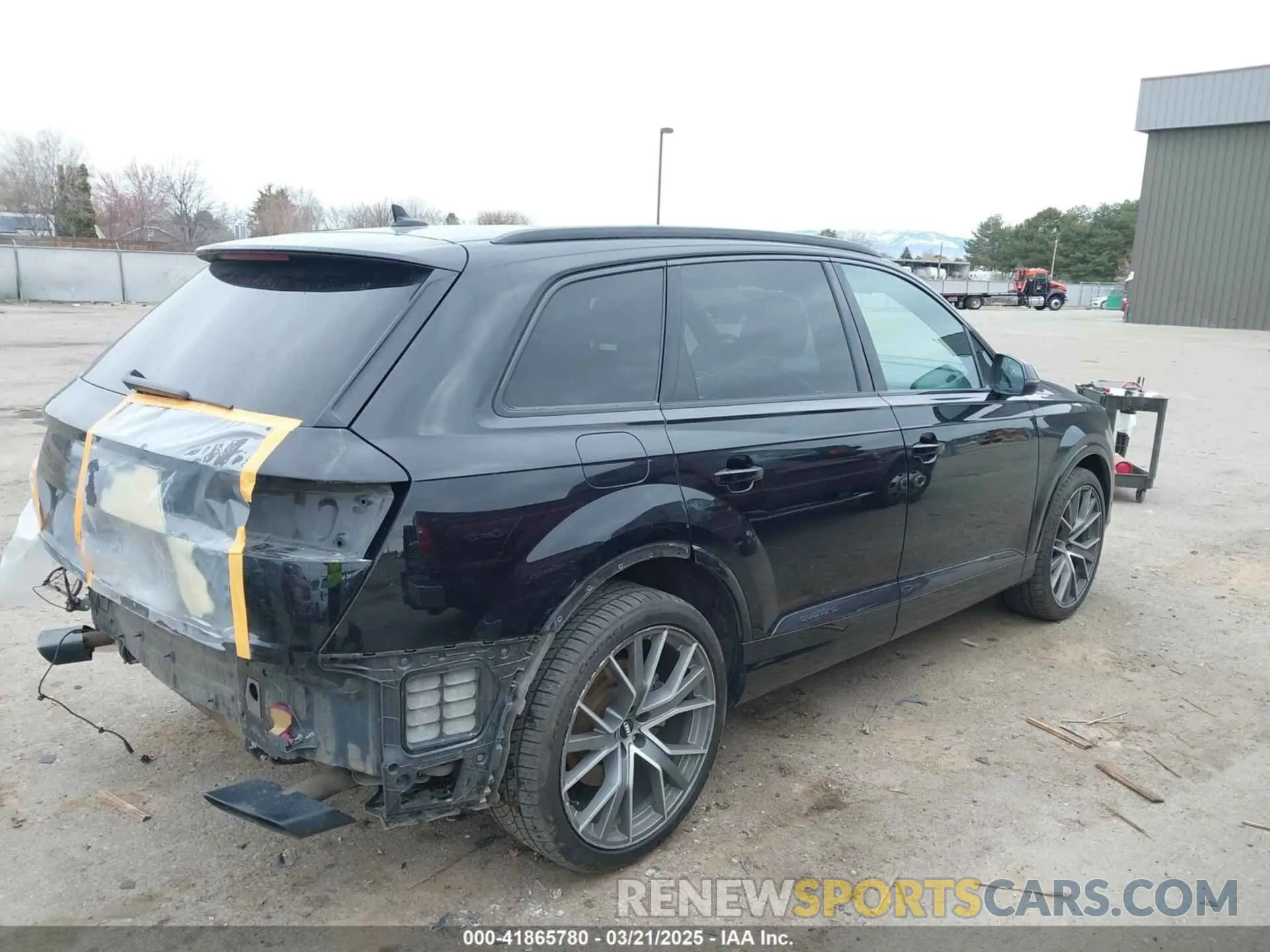 4 Фотография поврежденного автомобиля WA1VAAF79KD004597 AUDI Q7 2019