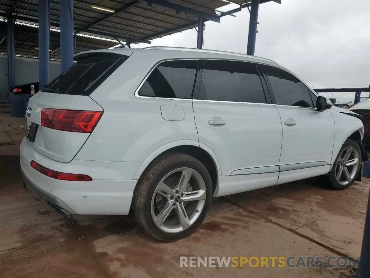 3 Photograph of a damaged car WA1VAAF79KD012389 AUDI Q7 2019