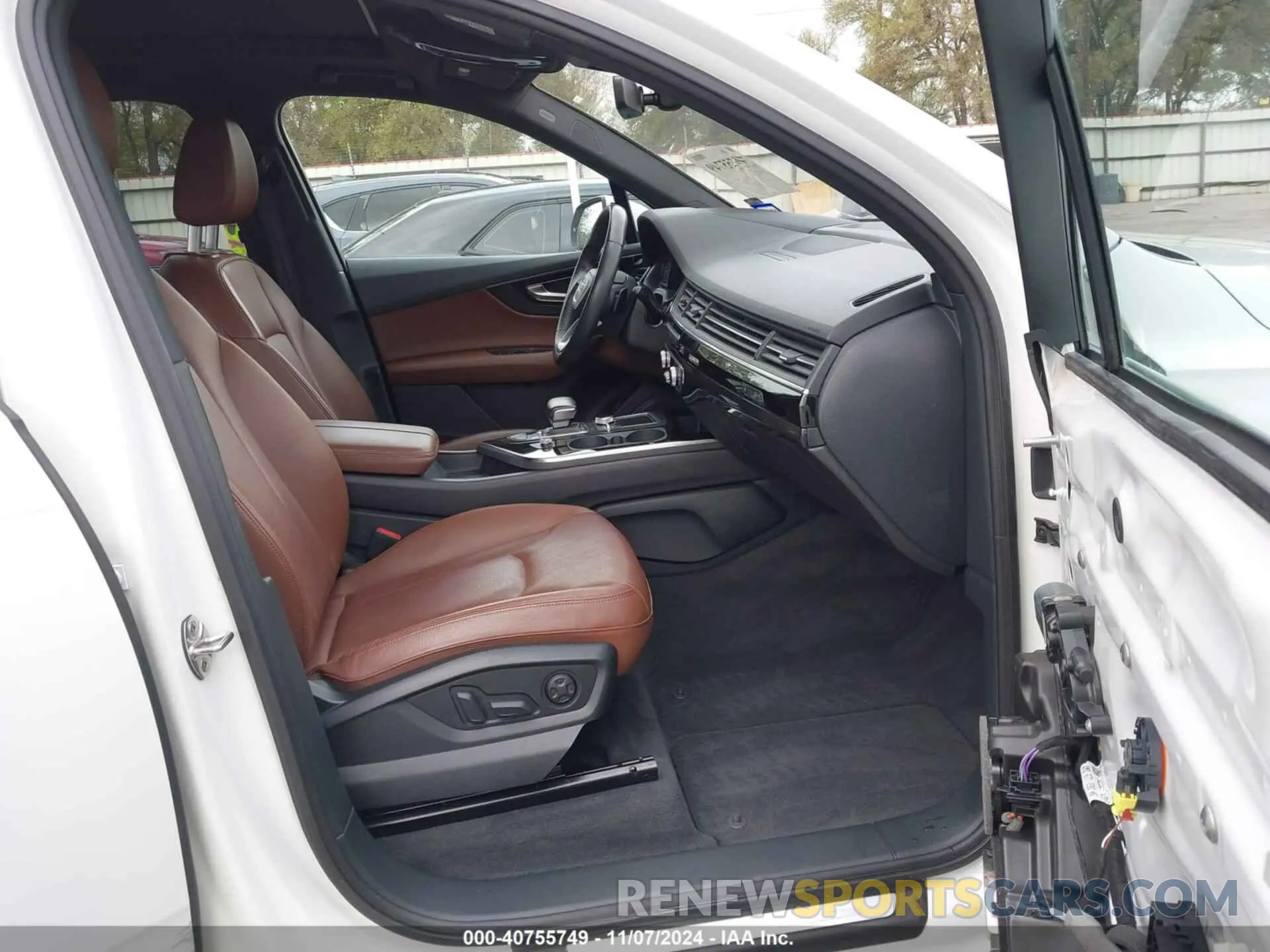 5 Фотография поврежденного автомобиля WA1VABF72KD024504 AUDI Q7 2019