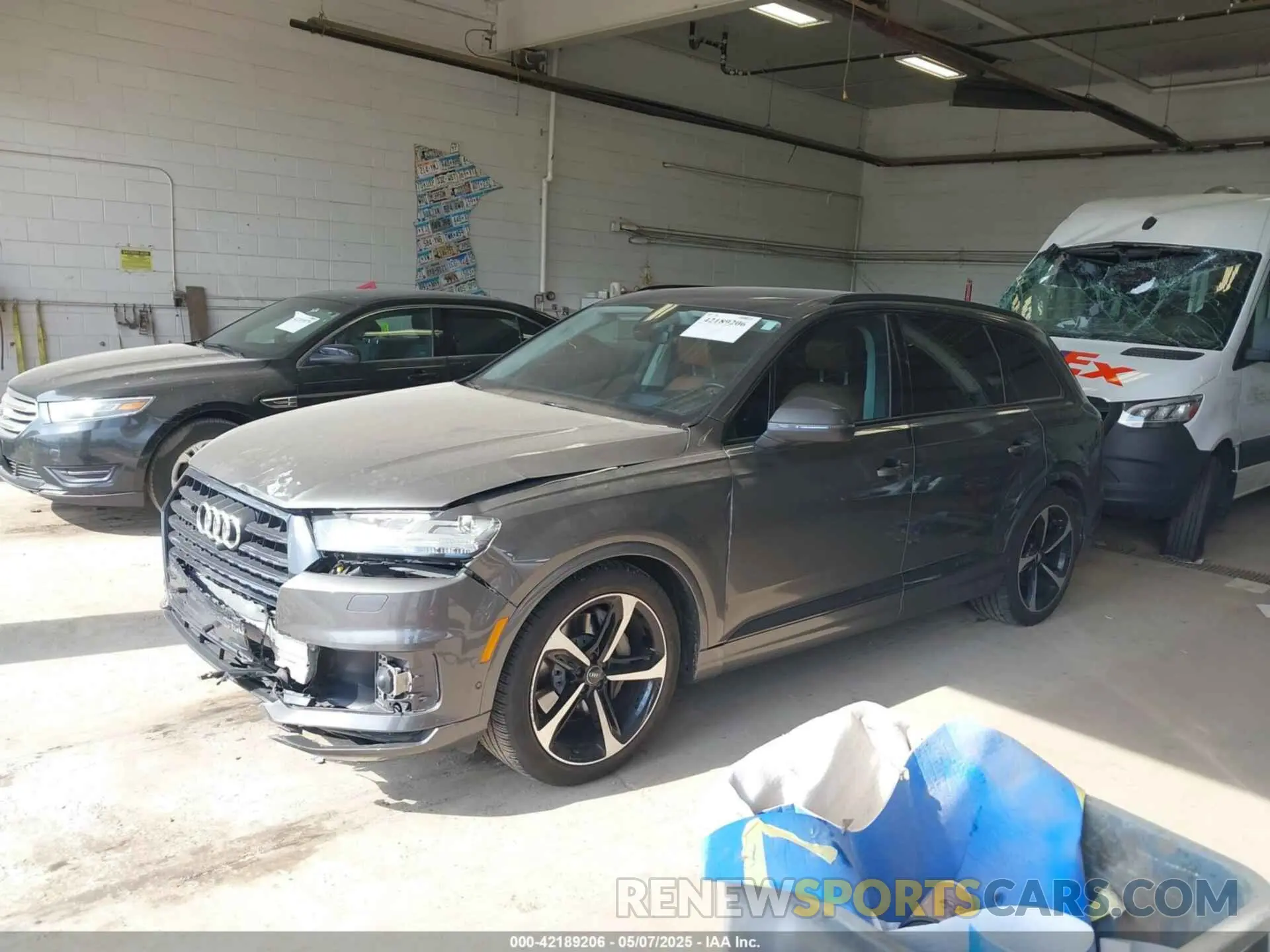 2 Photograph of a damaged car WA1VABF78KD018836 AUDI Q7 2019