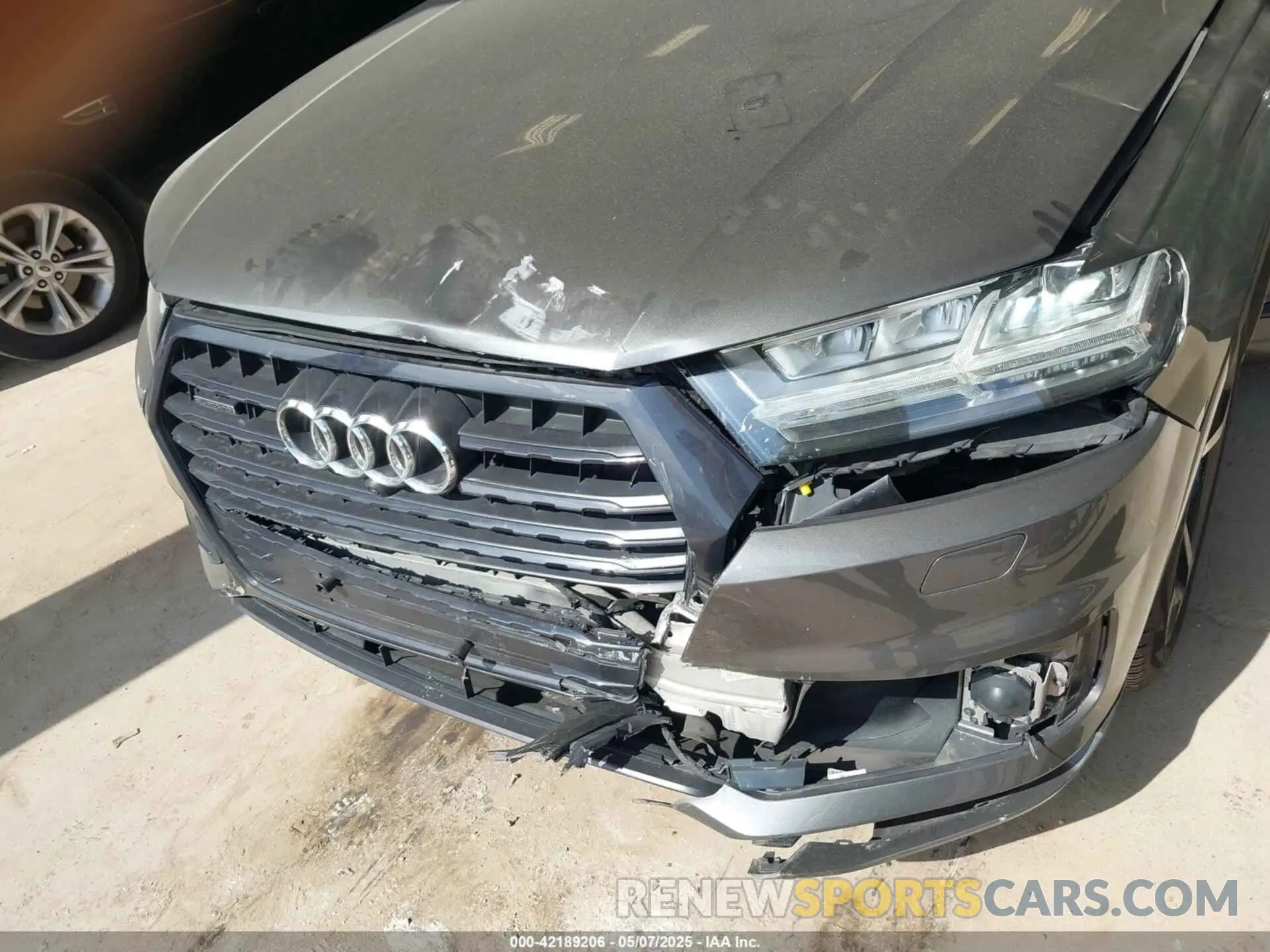 6 Photograph of a damaged car WA1VABF78KD018836 AUDI Q7 2019