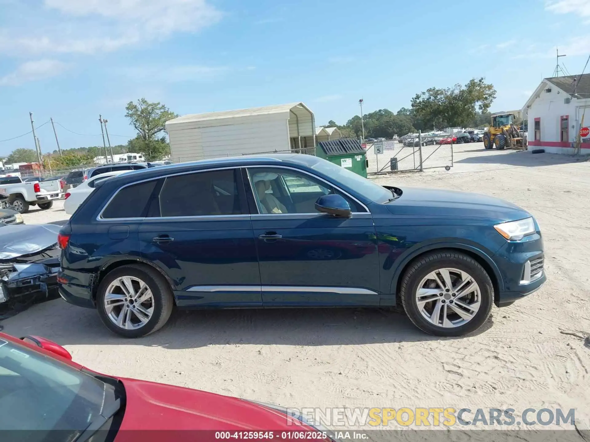 13 Photograph of a damaged car WA1AJAF75LD011384 AUDI Q7 2020