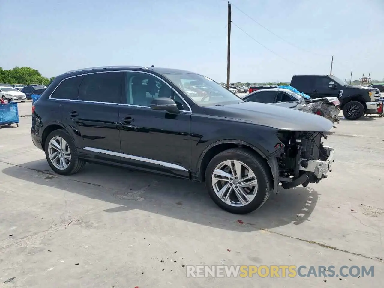 4 Photograph of a damaged car WA1AJAF7XLD009159 AUDI Q7 2020