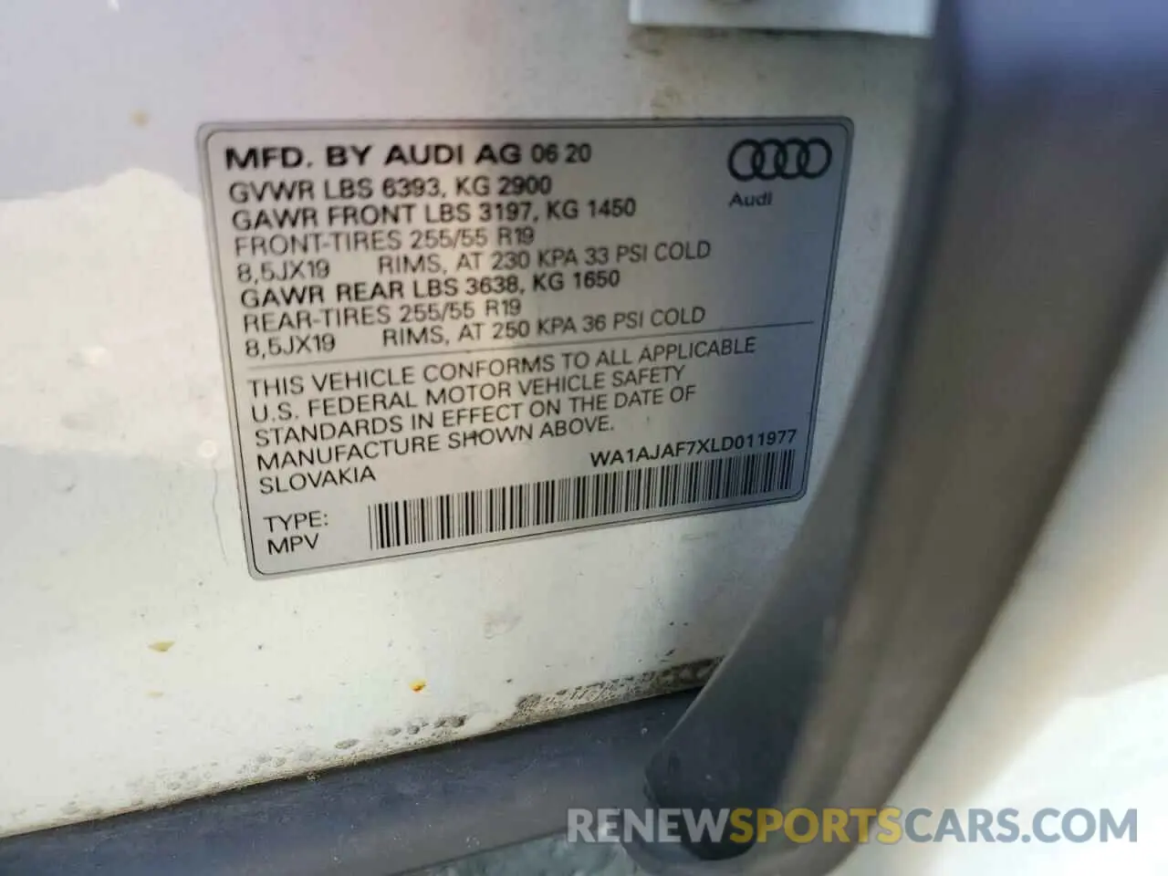 13 Photograph of a damaged car WA1AJAF7XLD011977 AUDI Q7 2020