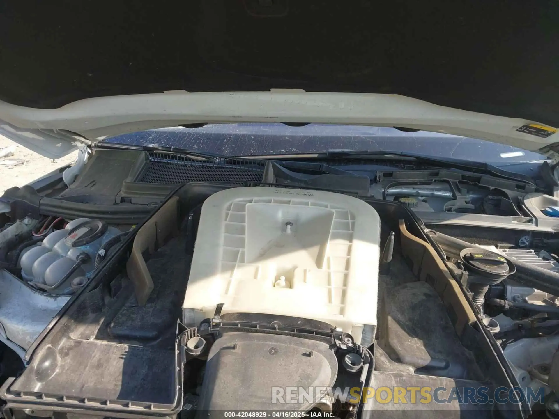 10 Photograph of a damaged car WA1AXAF73LD007509 AUDI Q7 2020
