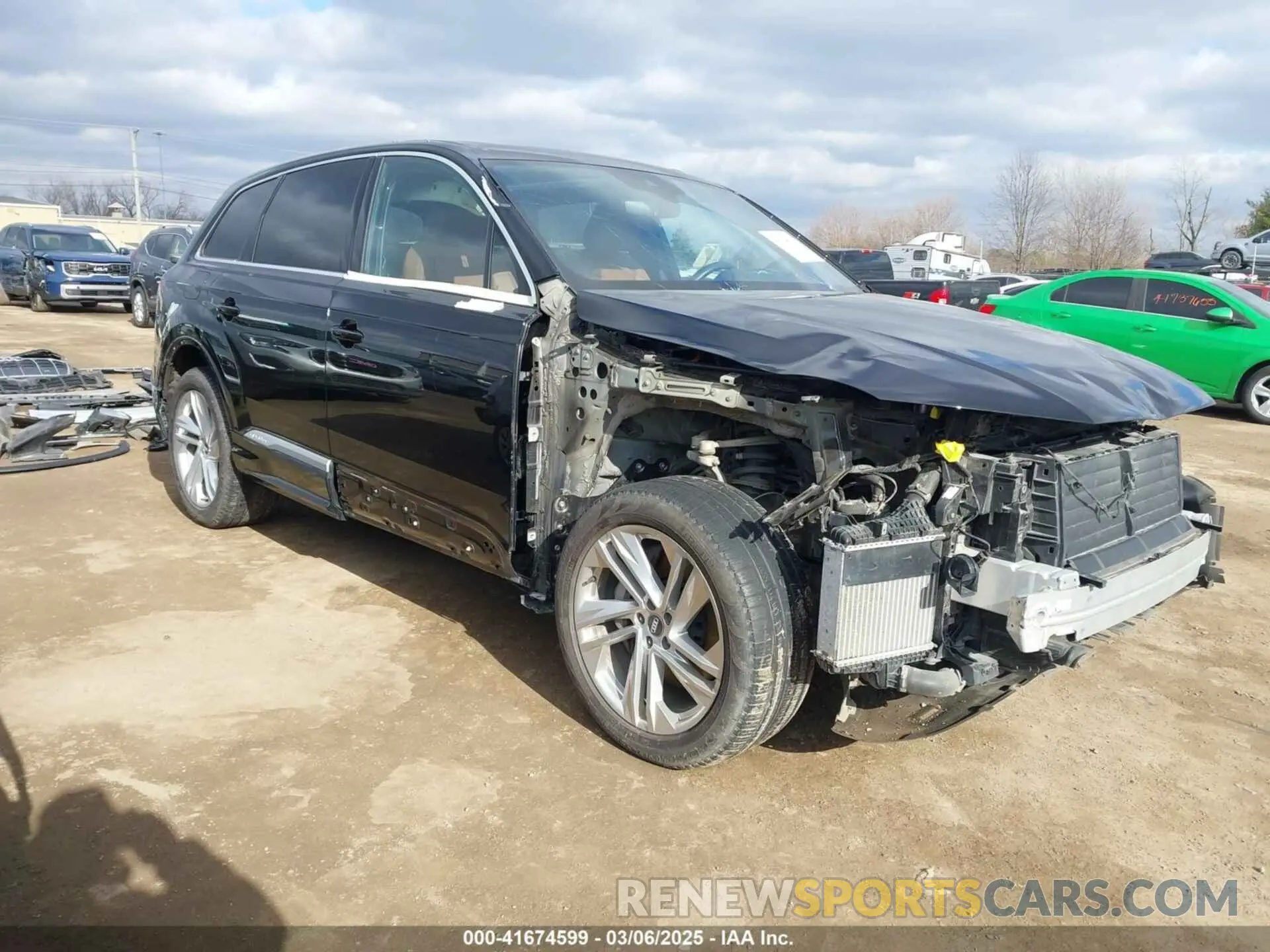 1 Photograph of a damaged car WA1AXAF74LD011455 AUDI Q7 2020