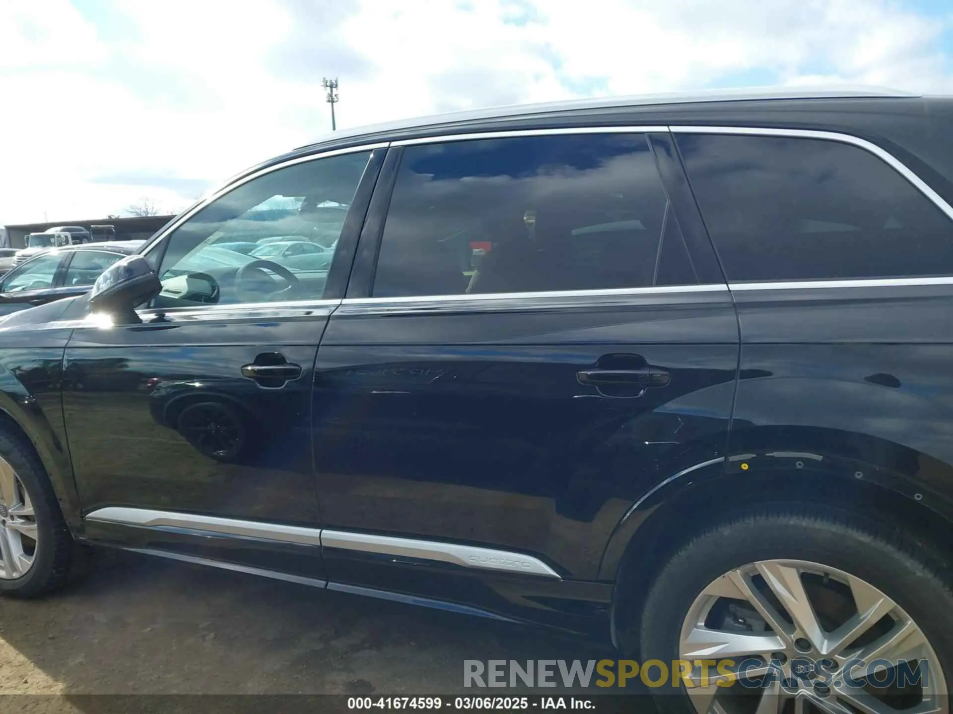 15 Photograph of a damaged car WA1AXAF74LD011455 AUDI Q7 2020