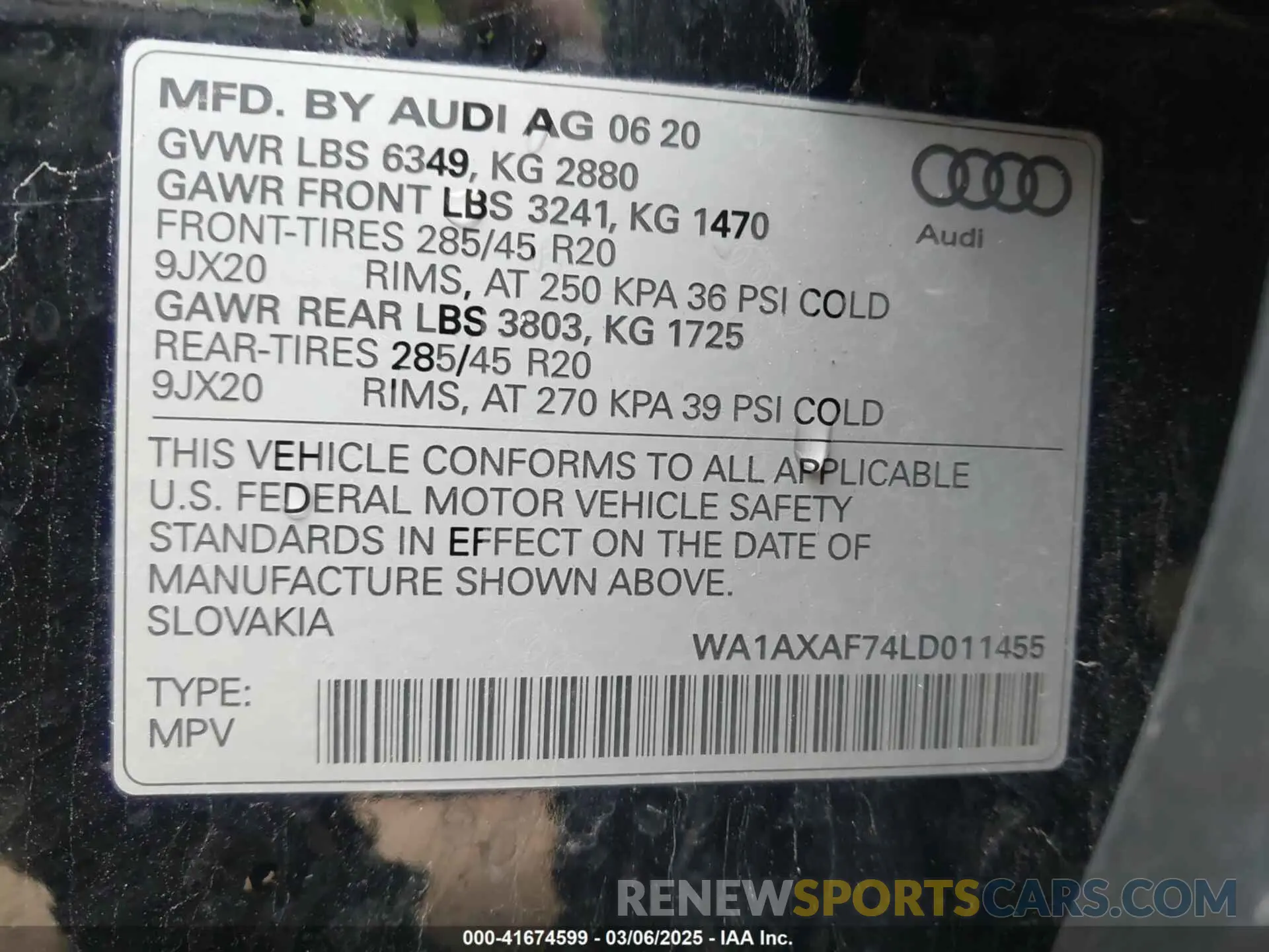 9 Photograph of a damaged car WA1AXAF74LD011455 AUDI Q7 2020