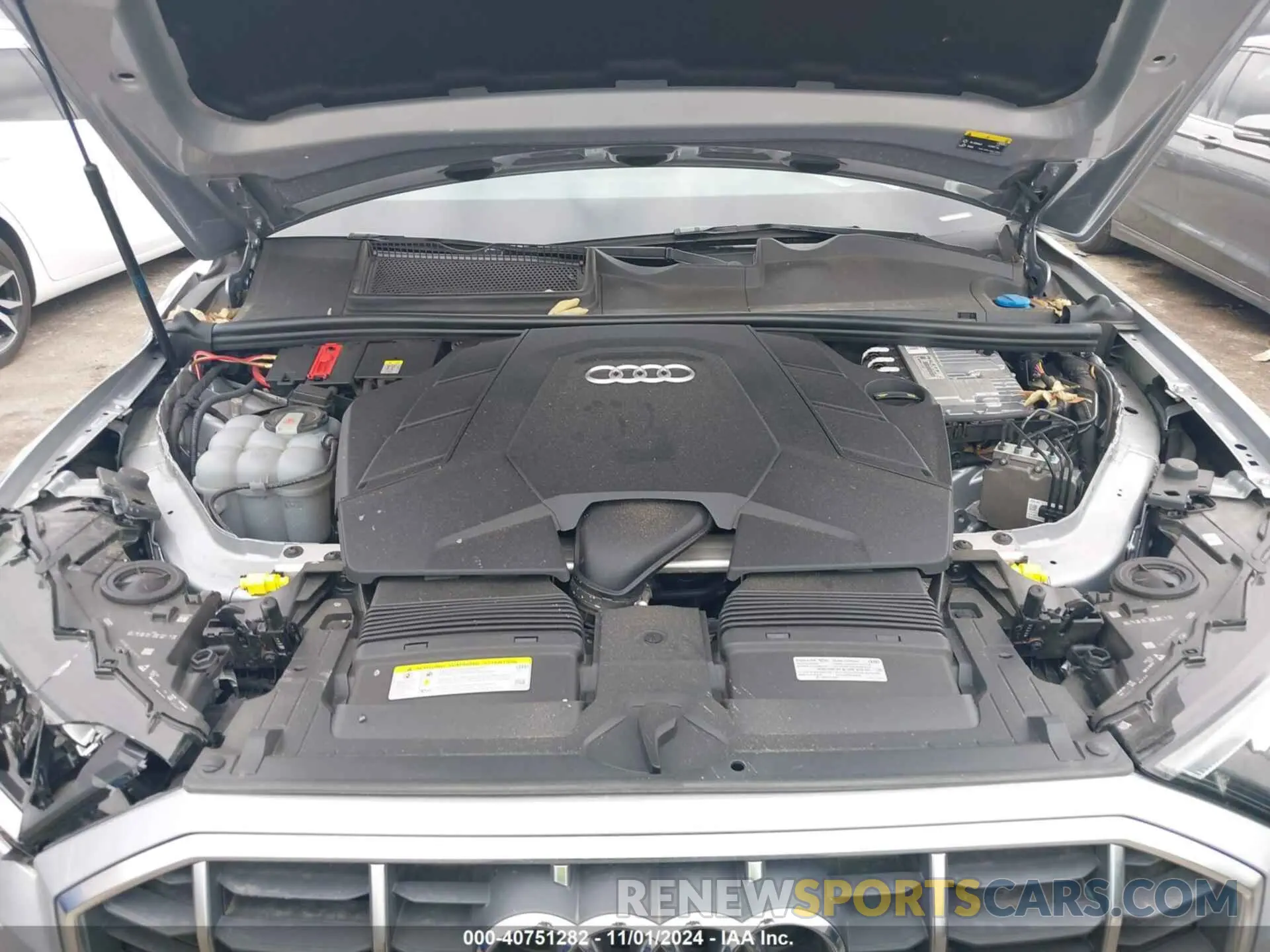 10 Photograph of a damaged car WA1AXAF79LD006607 AUDI Q7 2020