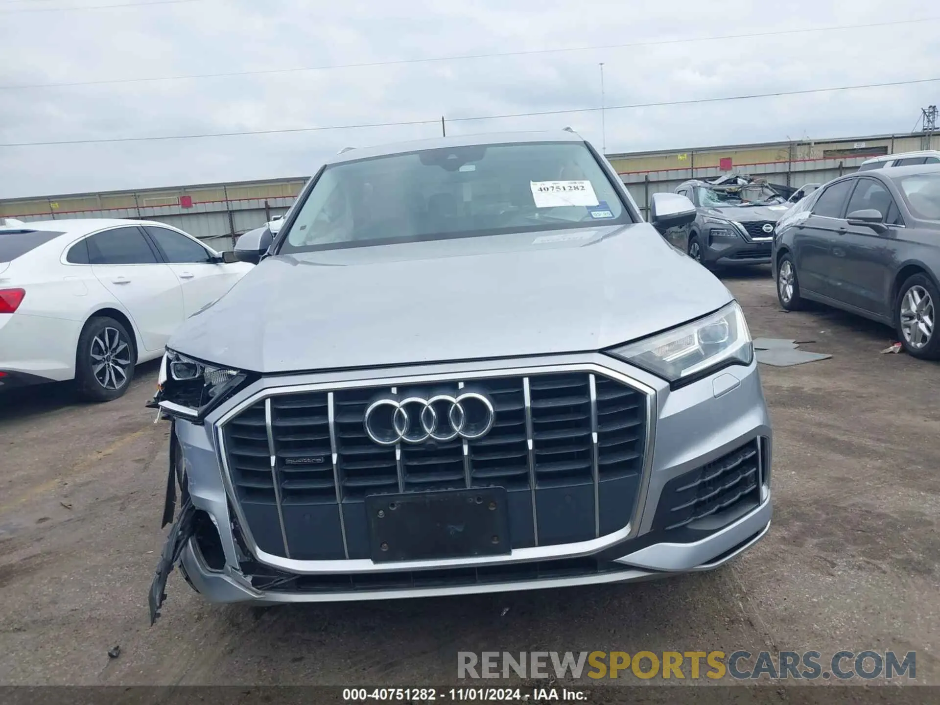 11 Photograph of a damaged car WA1AXAF79LD006607 AUDI Q7 2020