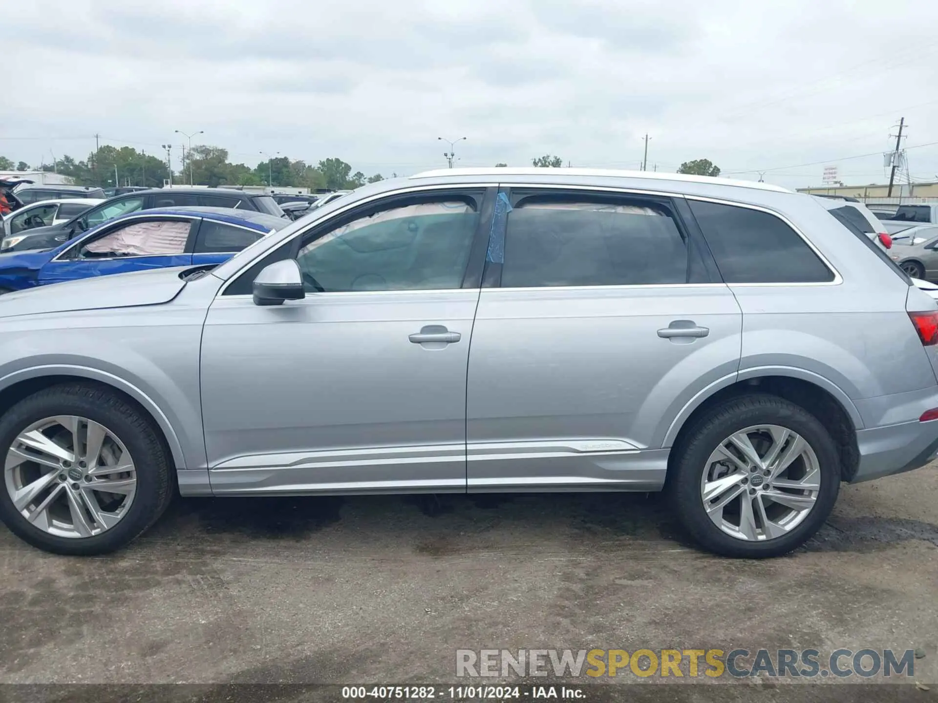 13 Photograph of a damaged car WA1AXAF79LD006607 AUDI Q7 2020
