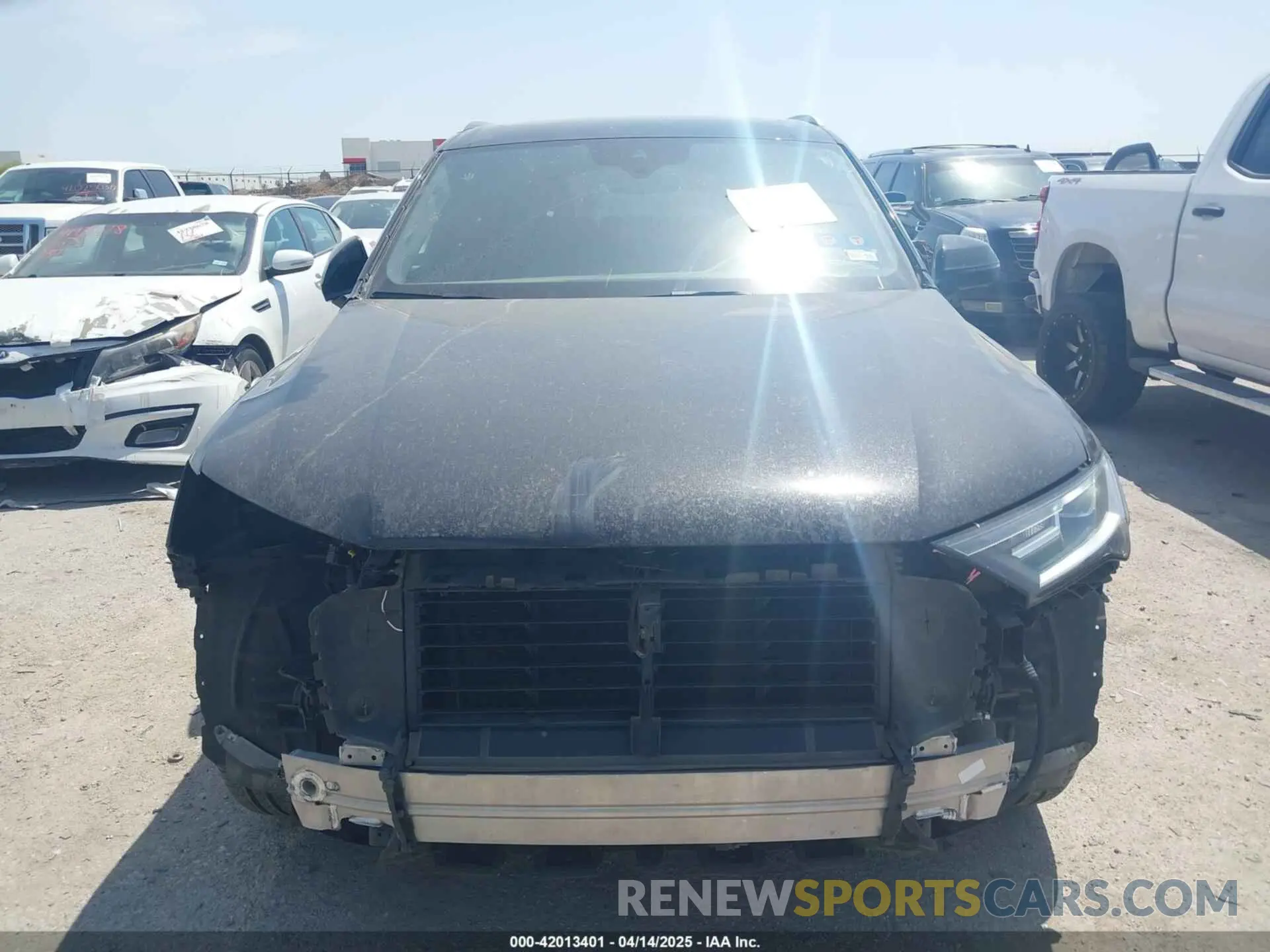 13 Фотография поврежденного автомобиля WA1LJAF76LD010317 AUDI Q7 2020