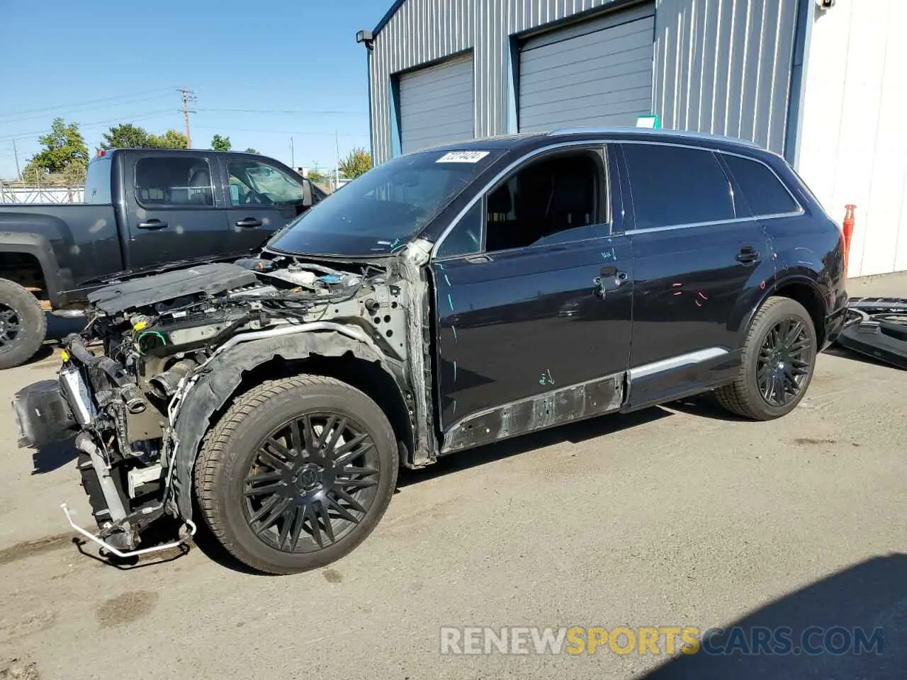 1 Фотография поврежденного автомобиля WA1LXAF70LD012546 AUDI Q7 2020