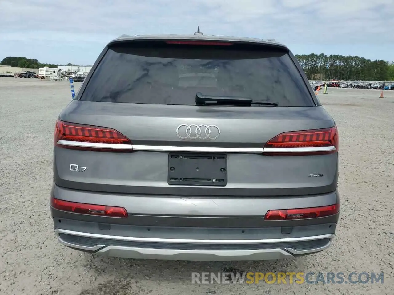 6 Photograph of a damaged car WA1LXAF76LD002457 AUDI Q7 2020