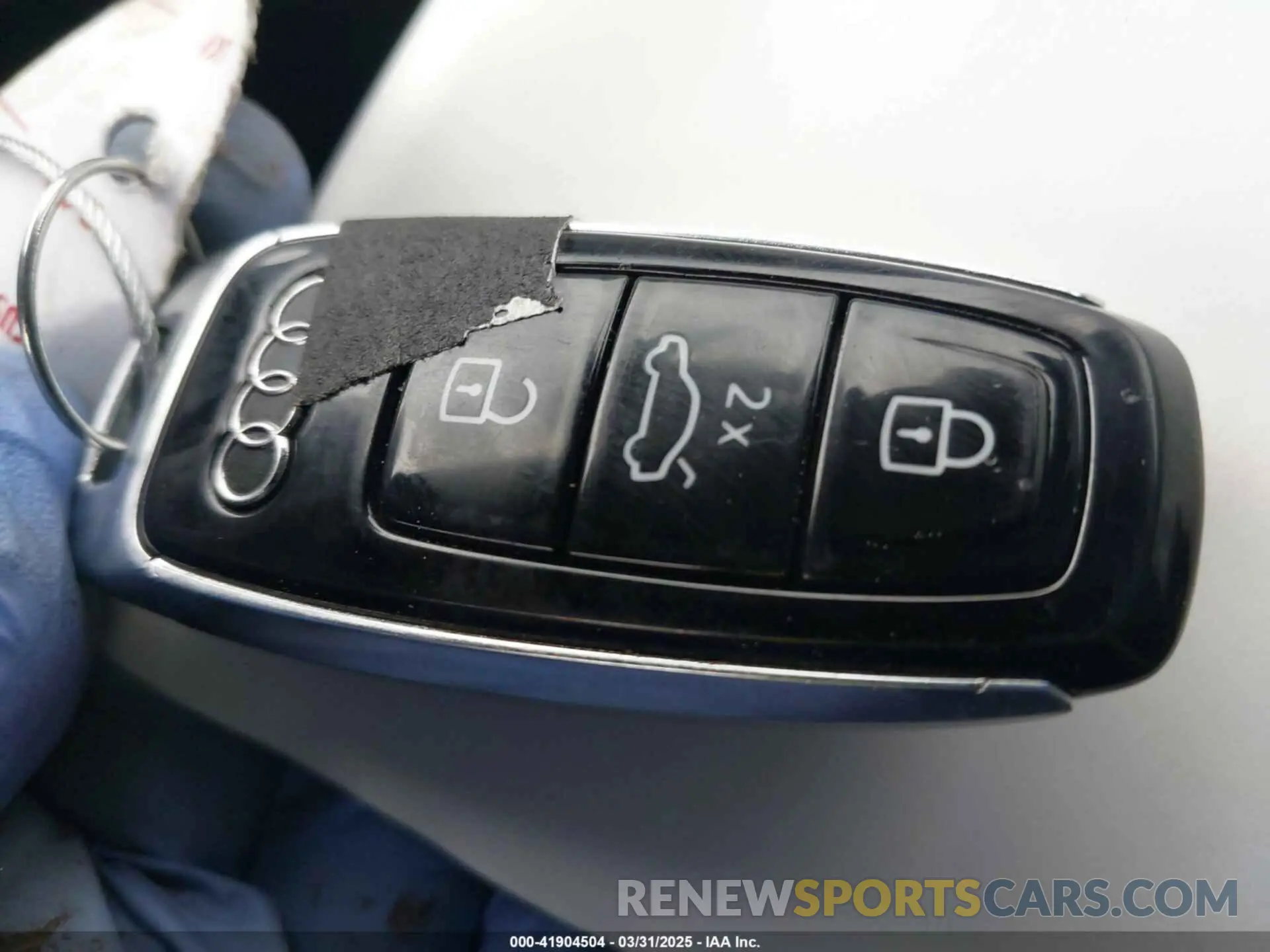 11 Photograph of a damaged car WA1LXAF76LD011840 AUDI Q7 2020