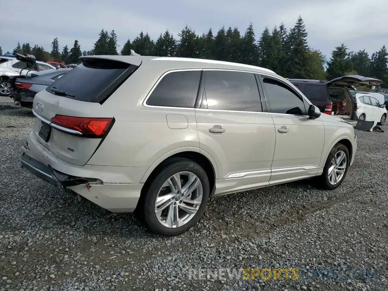 3 Photograph of a damaged car WA1LXAF77LD004976 AUDI Q7 2020