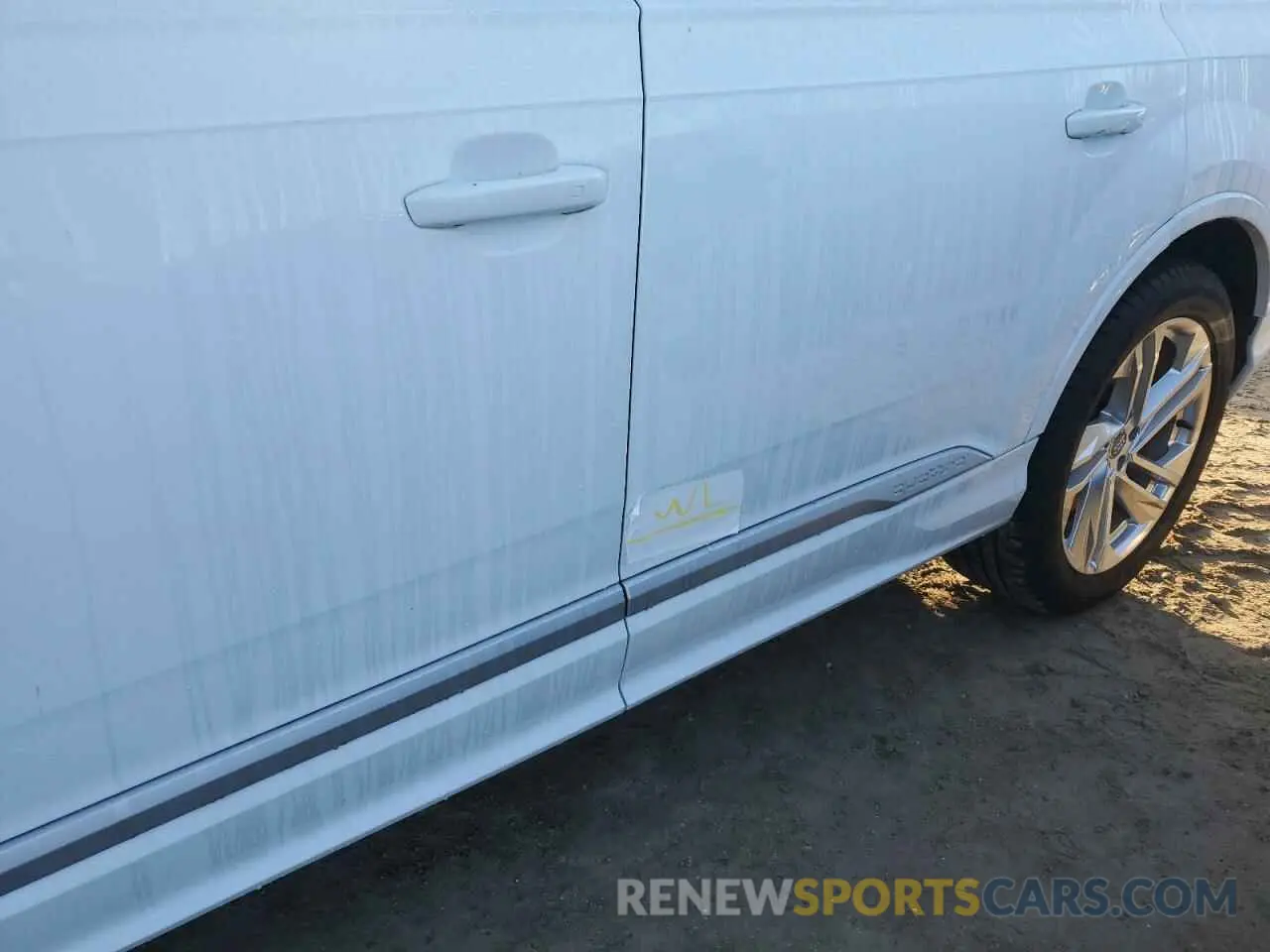 13 Фотография поврежденного автомобиля WA1LXAF7XLD001814 AUDI Q7 2020