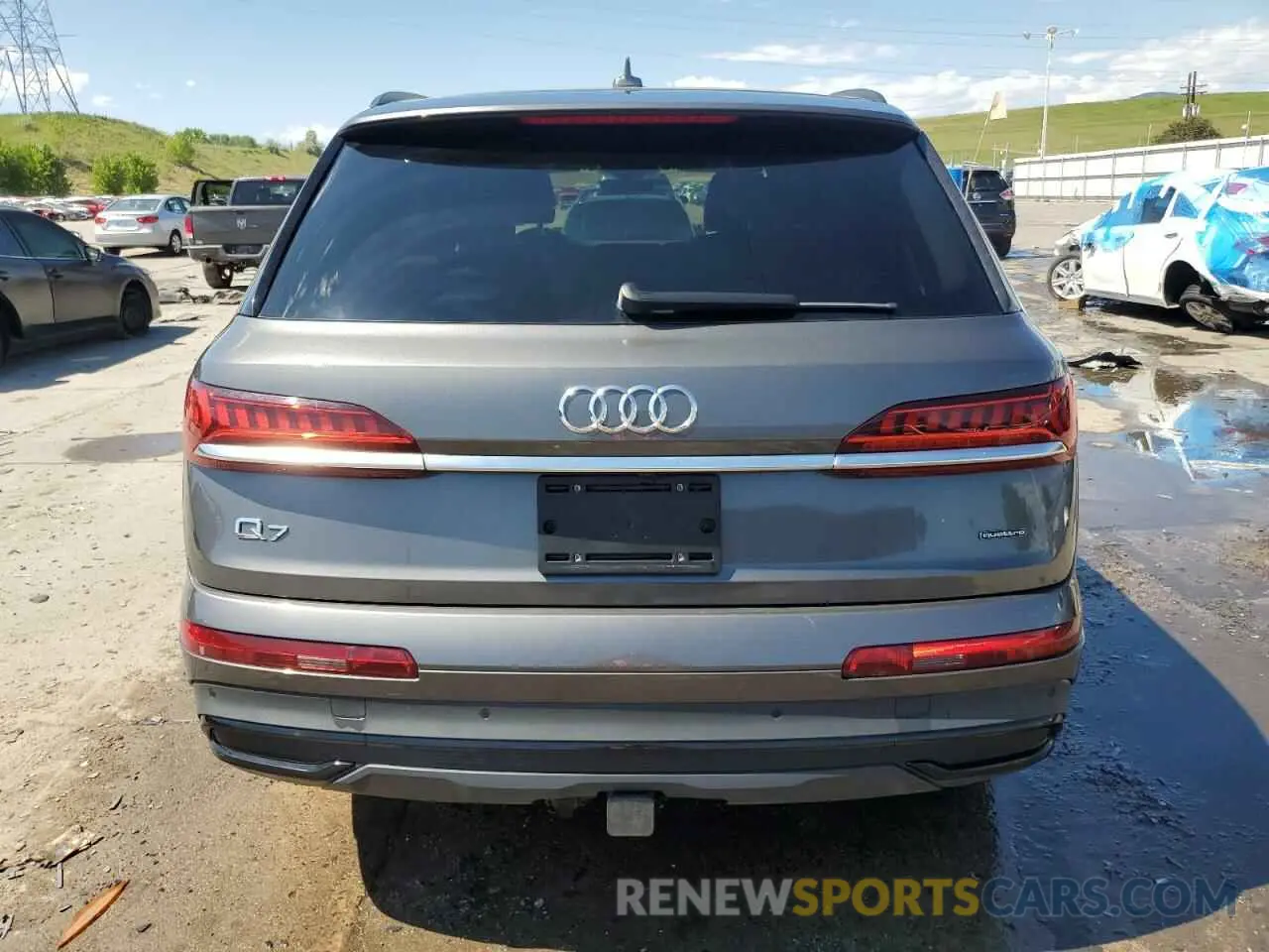 6 Photograph of a damaged car WA1VXAF71LD003878 AUDI Q7 2020