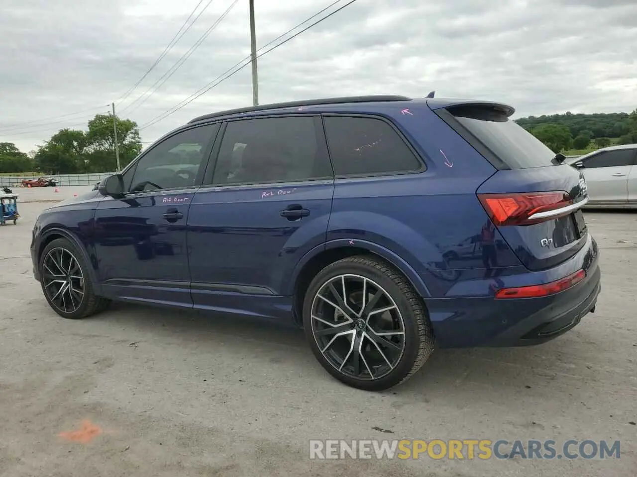 2 Photograph of a damaged car WA1VXAF75LD007965 AUDI Q7 2020