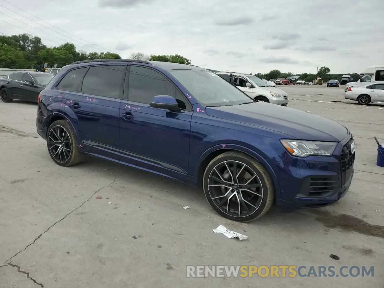 4 Photograph of a damaged car WA1VXAF75LD007965 AUDI Q7 2020