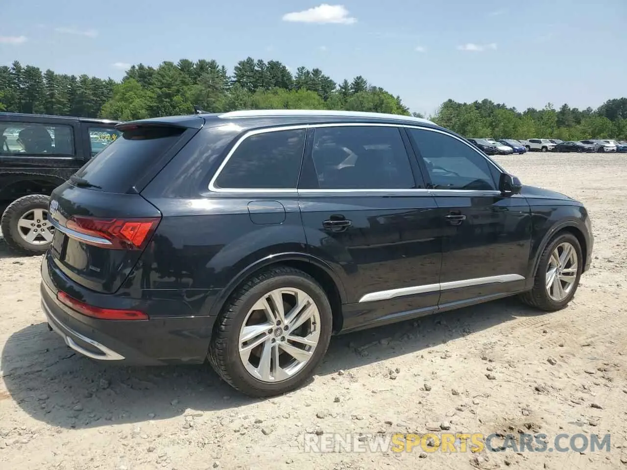 3 Photograph of a damaged car WA1VXAF78LD004185 AUDI Q7 2020