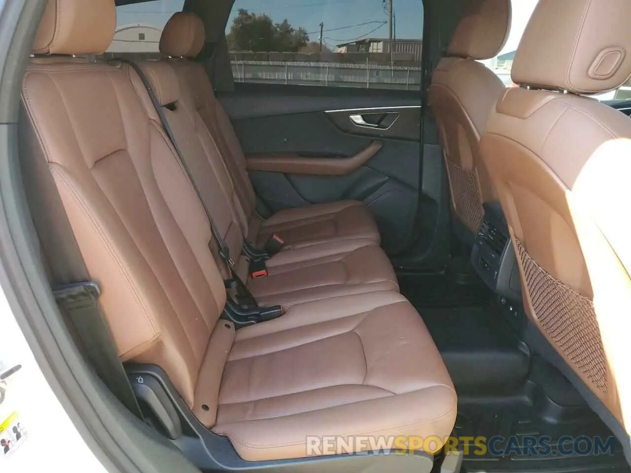 11 Photograph of a damaged car WA1AJAF73MD018108 AUDI Q7 2021