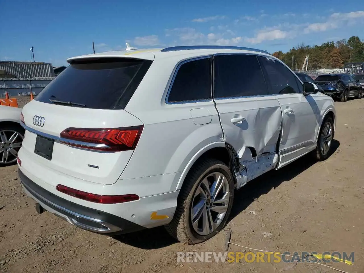 3 Photograph of a damaged car WA1AJAF73MD018108 AUDI Q7 2021