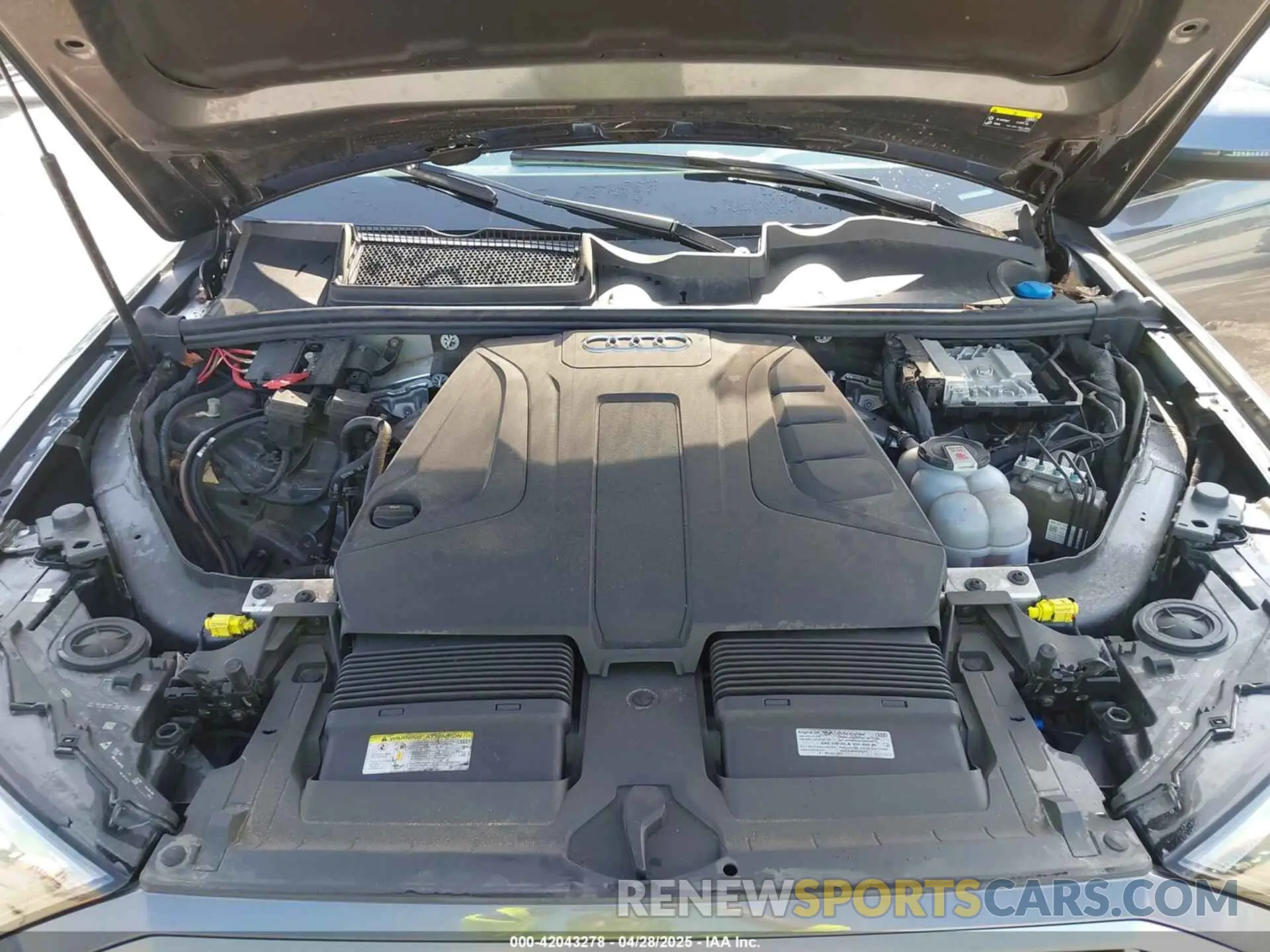 10 Photograph of a damaged car WA1AJAF77MD025059 AUDI Q7 2021