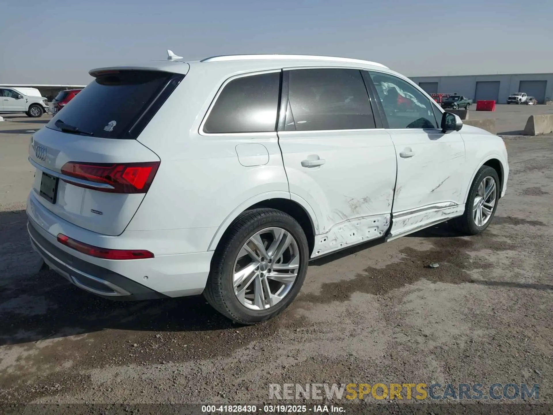 4 Photograph of a damaged car WA1AJAF78MD010196 AUDI Q7 2021