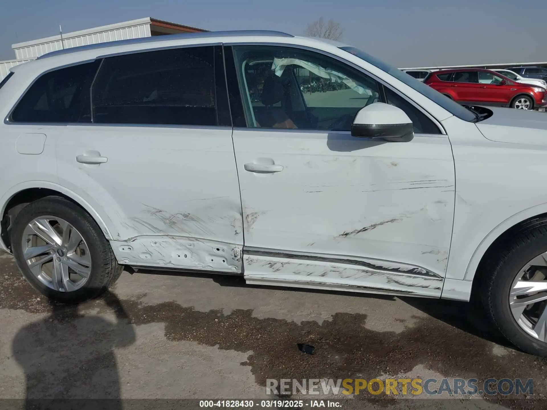 6 Photograph of a damaged car WA1AJAF78MD010196 AUDI Q7 2021