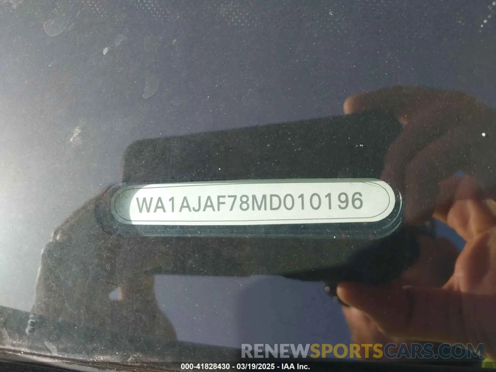 9 Photograph of a damaged car WA1AJAF78MD010196 AUDI Q7 2021