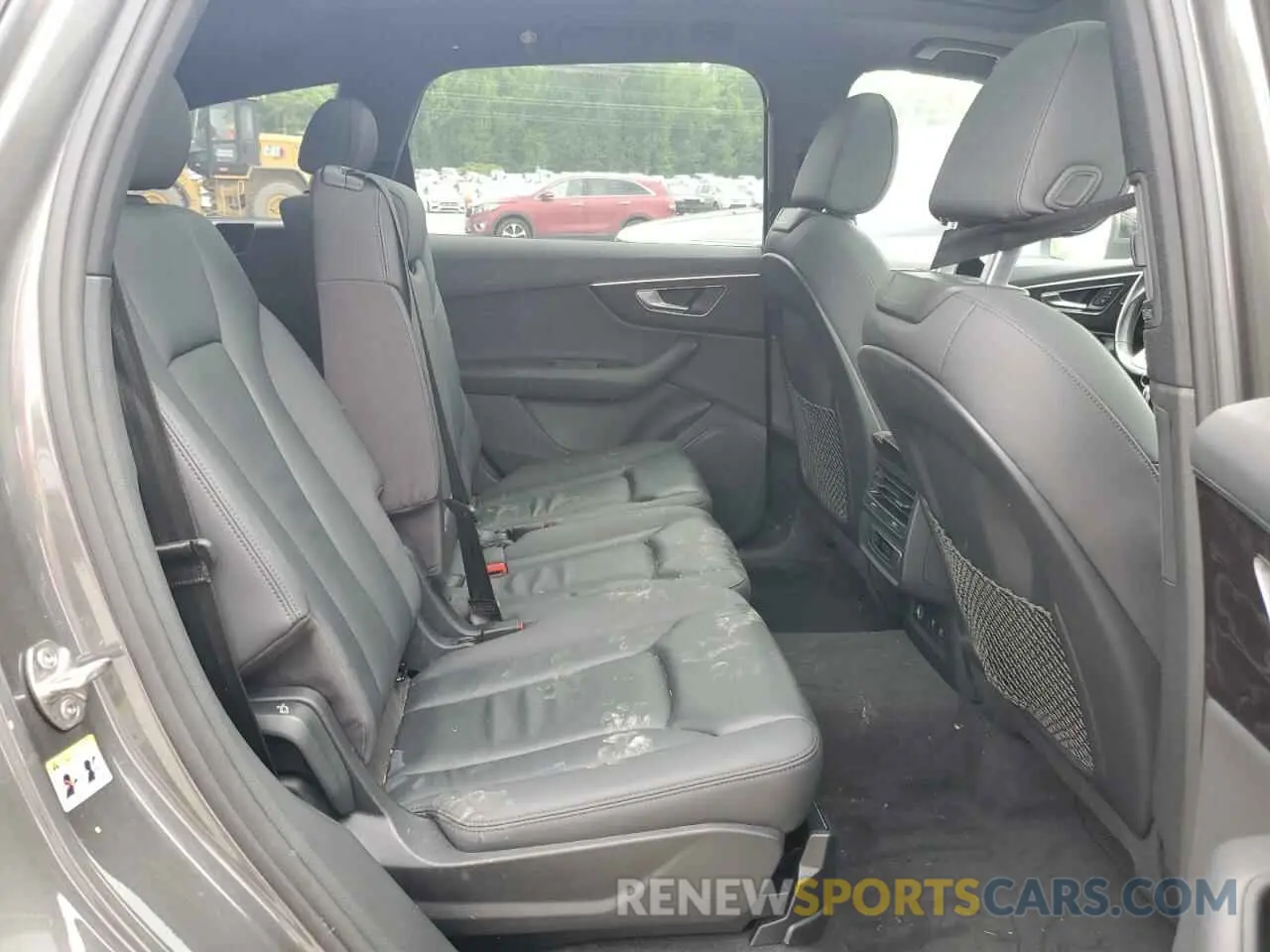 11 Photograph of a damaged car WA1AJAF78MD023272 AUDI Q7 2021