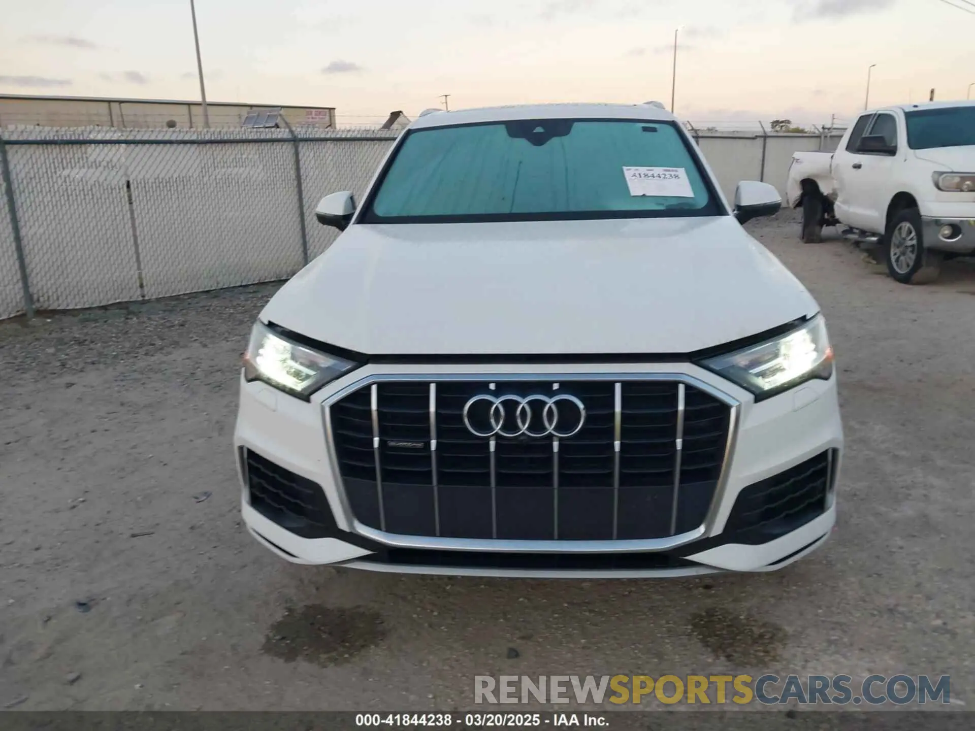 13 Фотография поврежденного автомобиля WA1AXAF72MD033536 AUDI Q7 2021