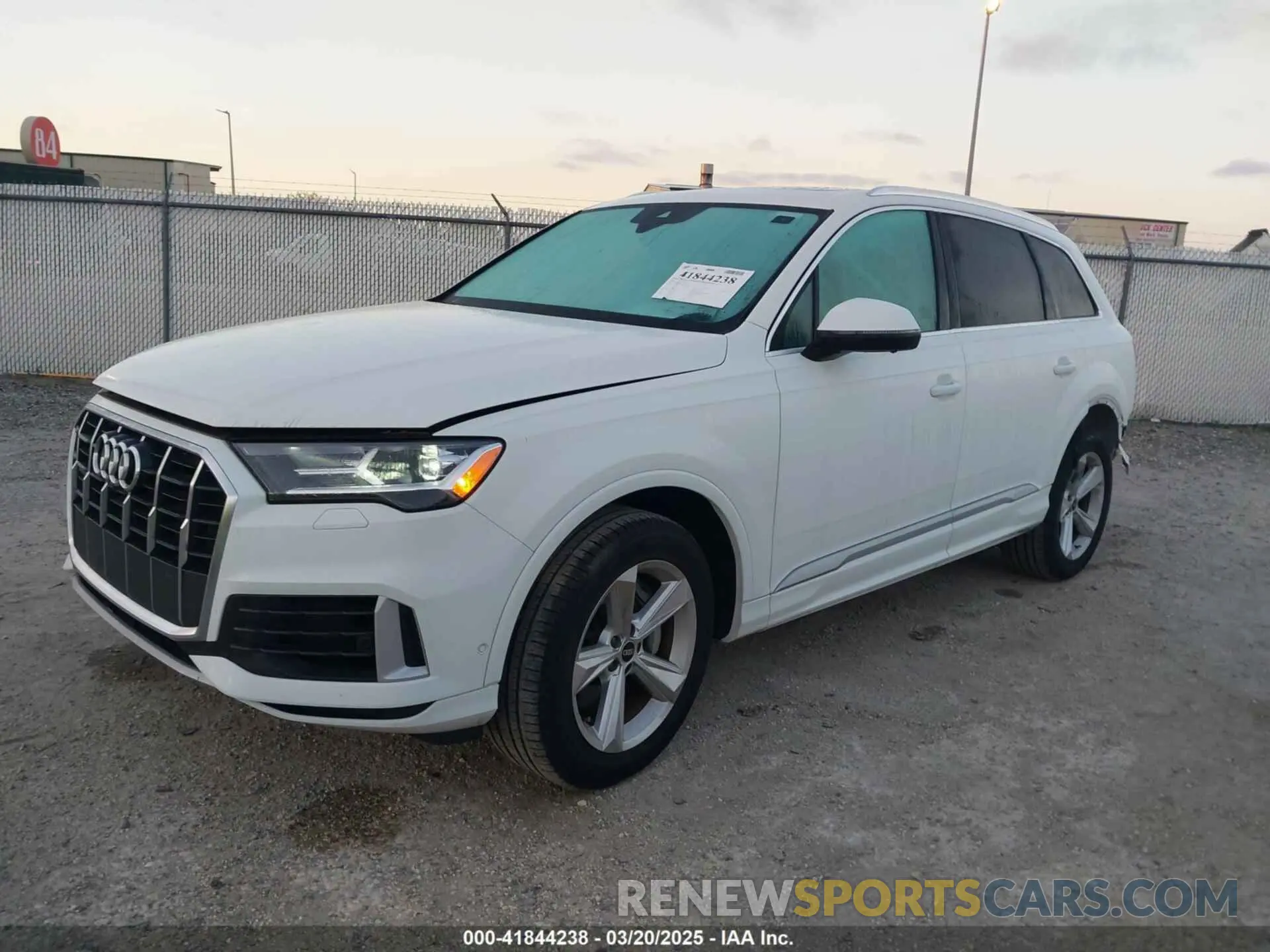 2 Фотография поврежденного автомобиля WA1AXAF72MD033536 AUDI Q7 2021