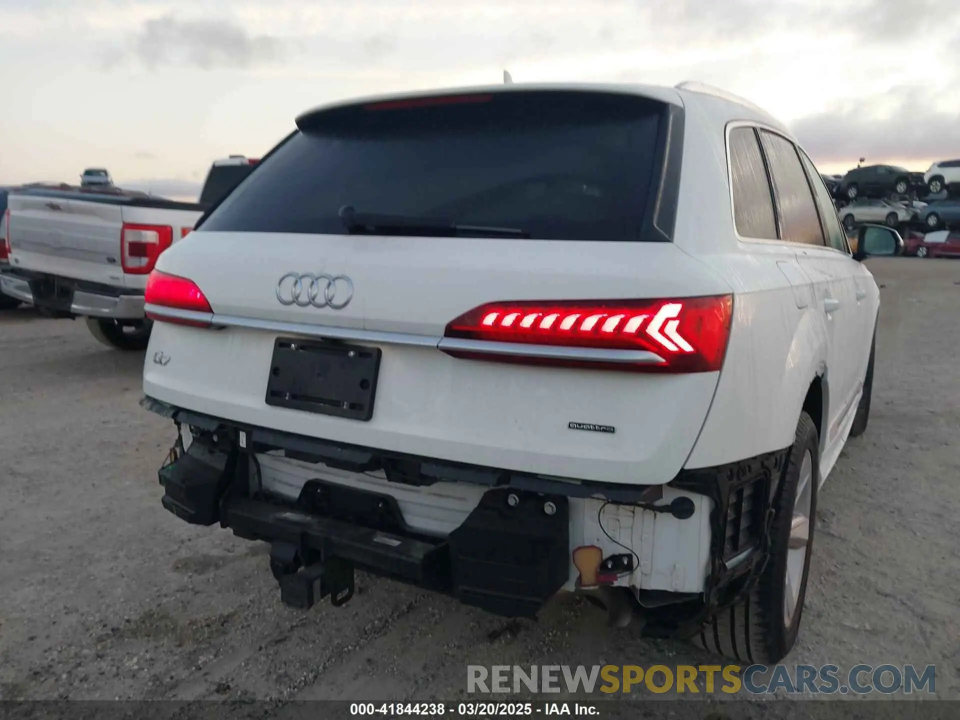 6 Фотография поврежденного автомобиля WA1AXAF72MD033536 AUDI Q7 2021