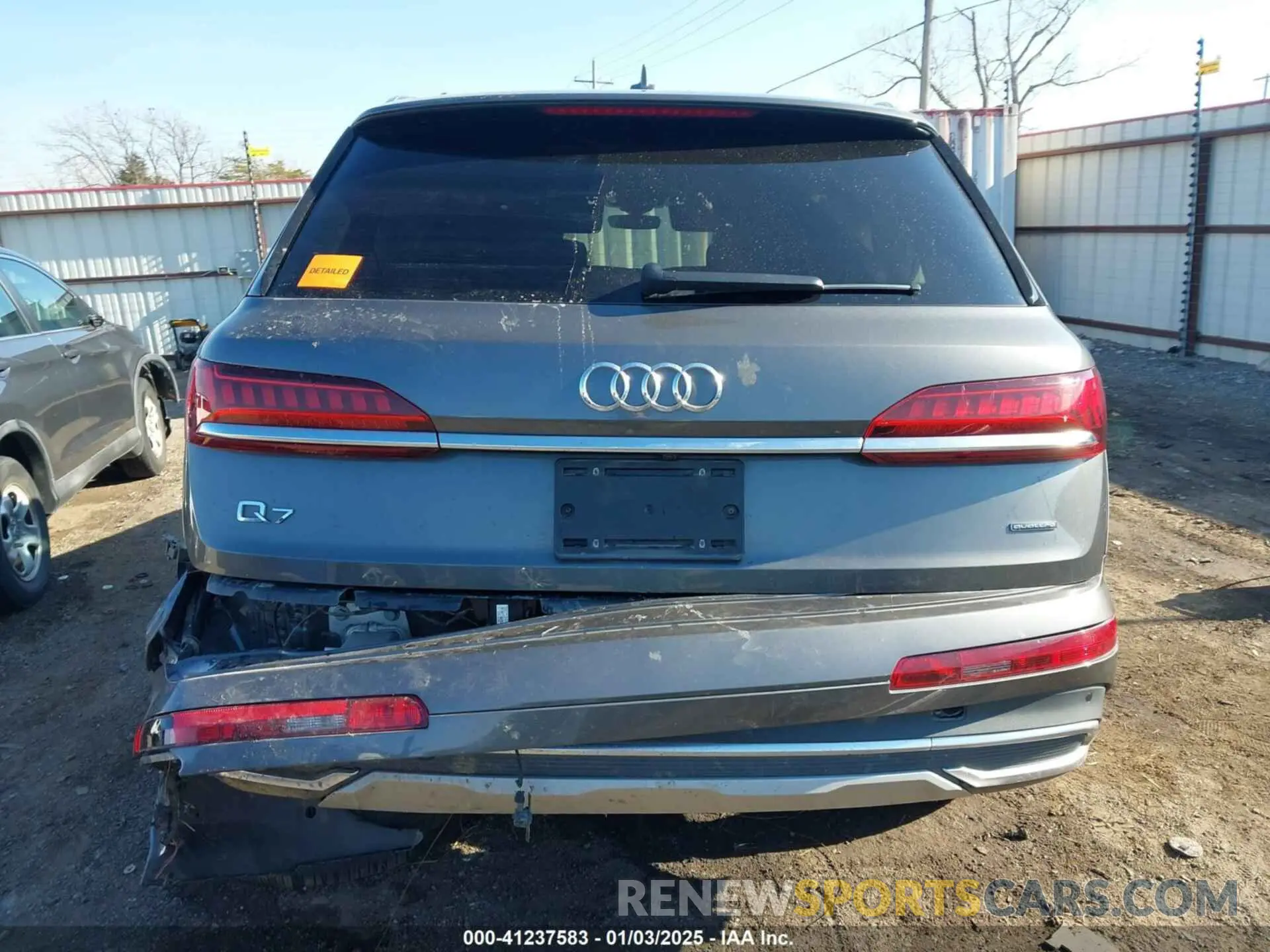 17 Фотография поврежденного автомобиля WA1LJAF75MD028759 AUDI Q7 2021