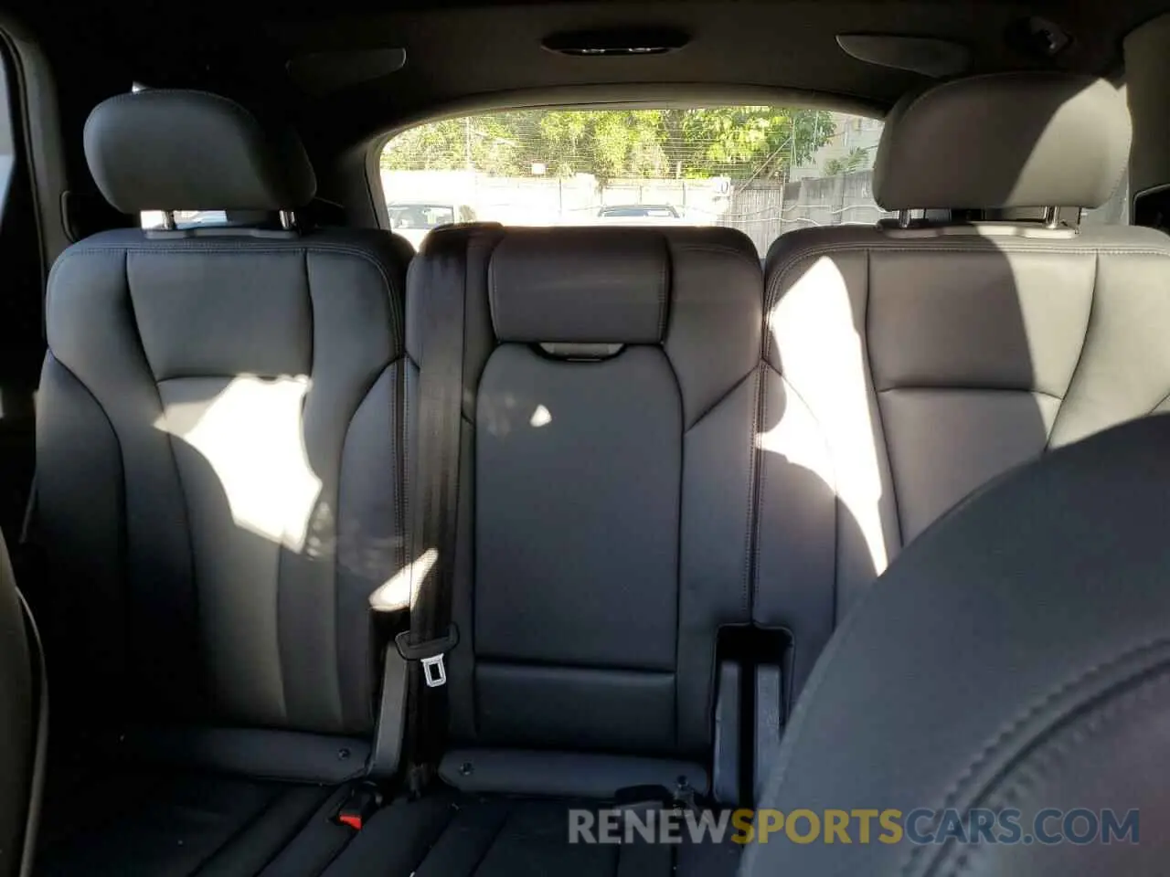 10 Photograph of a damaged car WA1LJAF77MD011946 AUDI Q7 2021