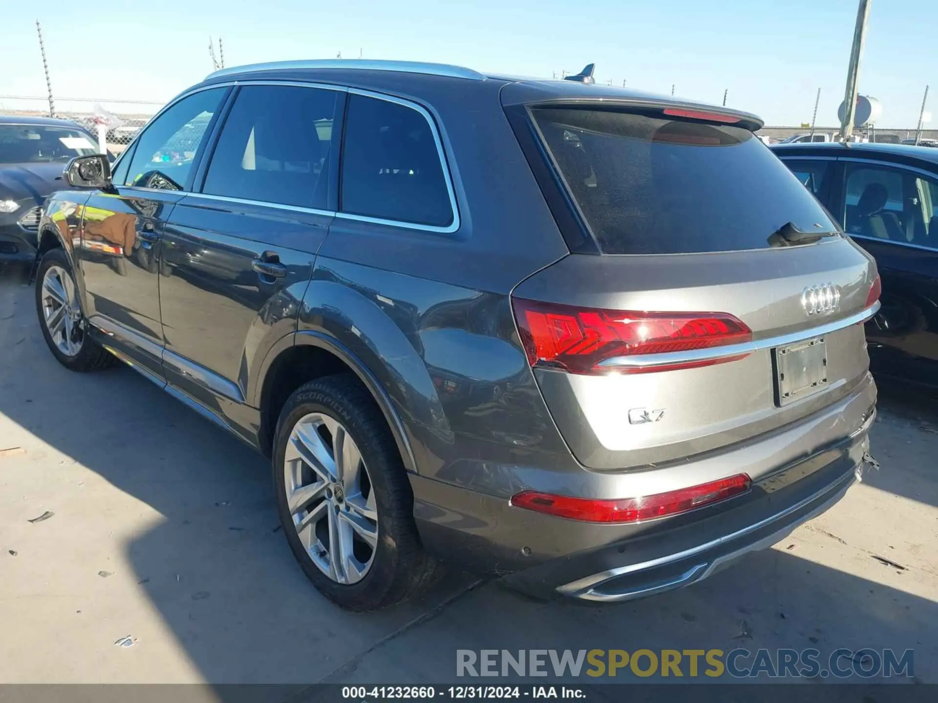 3 Photograph of a damaged car WA1LJAF77MD040847 AUDI Q7 2021