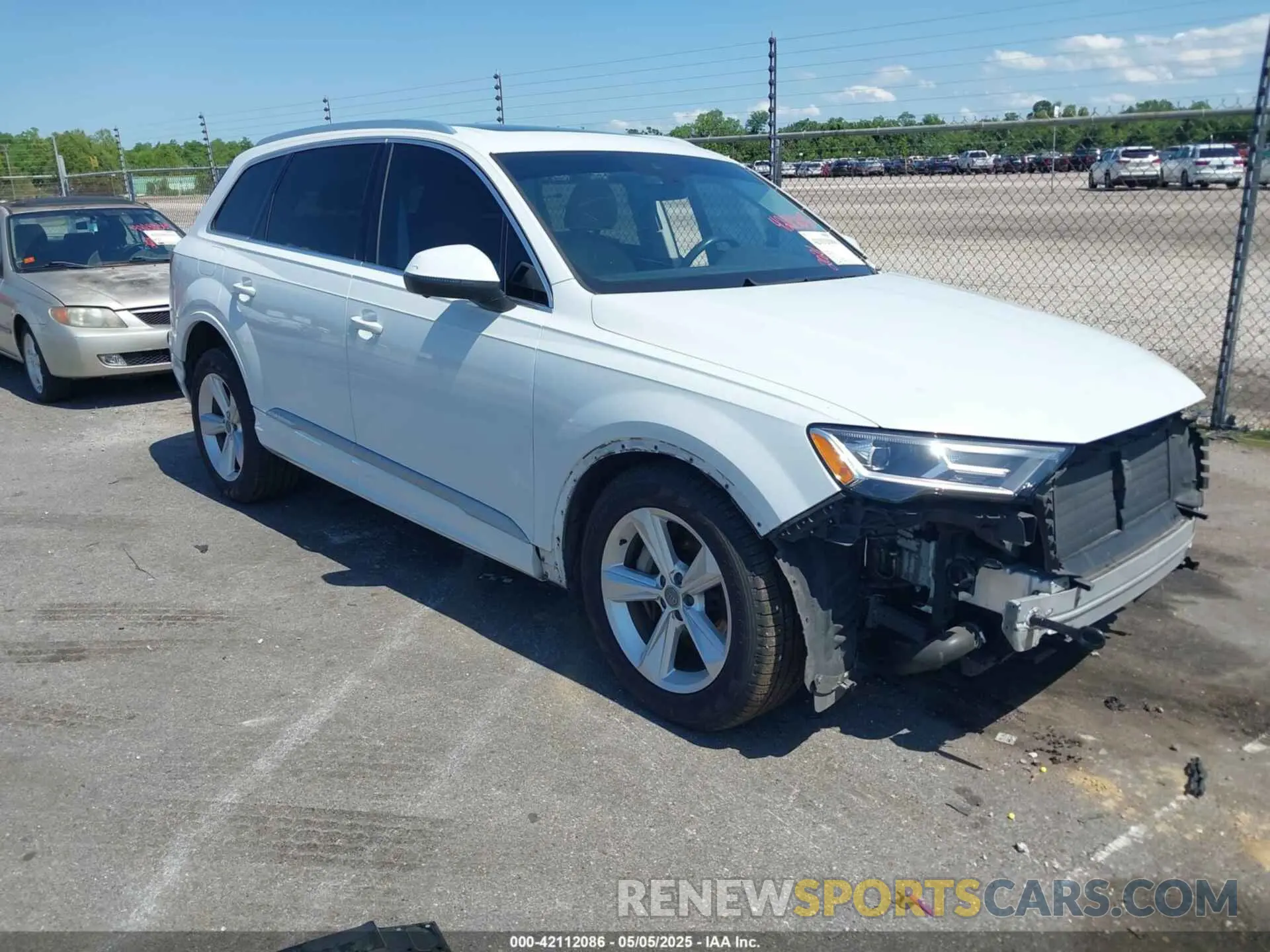 1 Фотография поврежденного автомобиля WA1LJAF78MD011440 AUDI Q7 2021