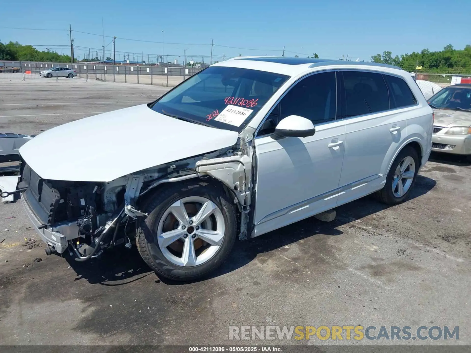 15 Фотография поврежденного автомобиля WA1LJAF78MD011440 AUDI Q7 2021