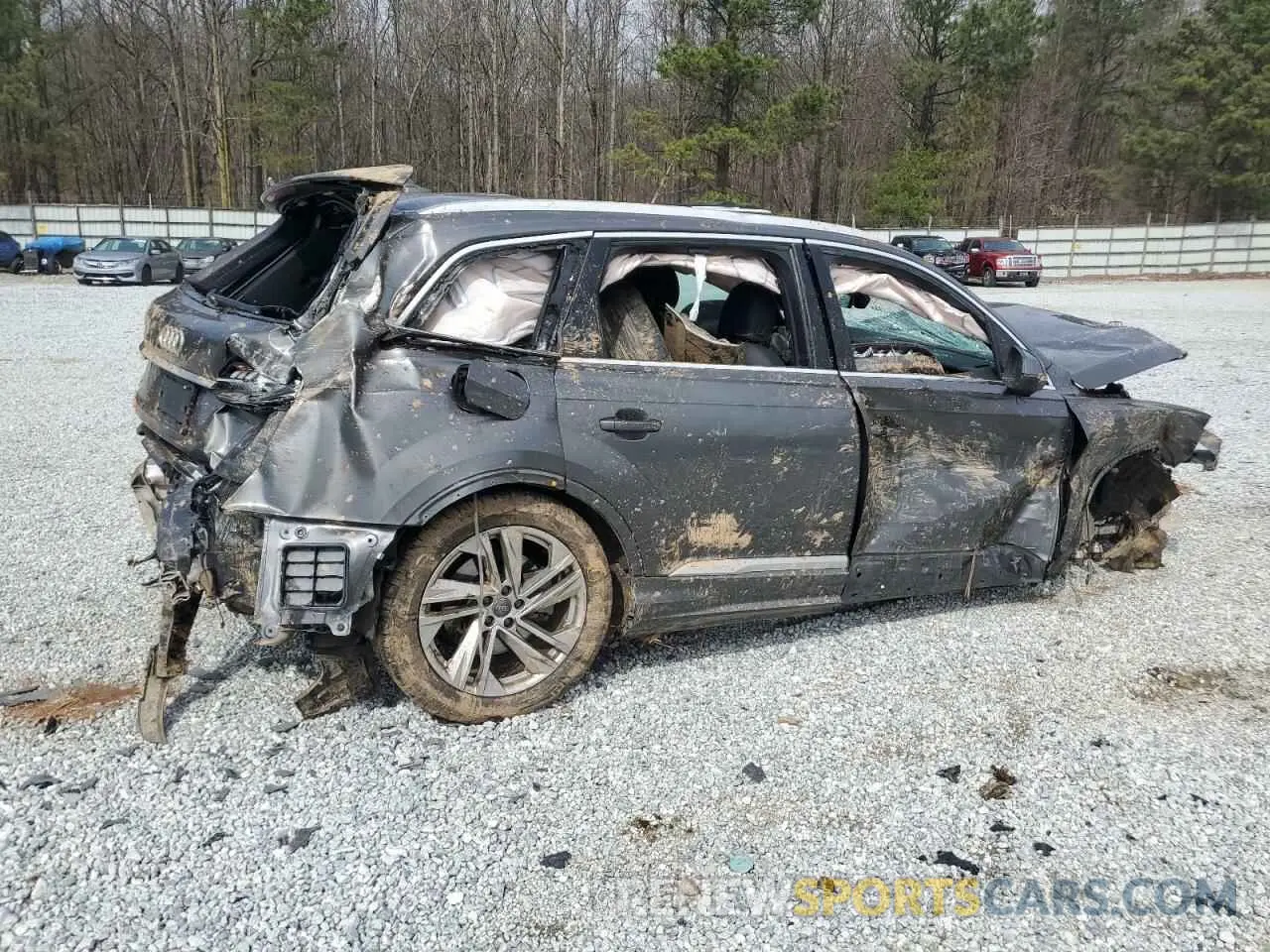 3 Photograph of a damaged car WA1LJAF79MD012225 AUDI Q7 2021