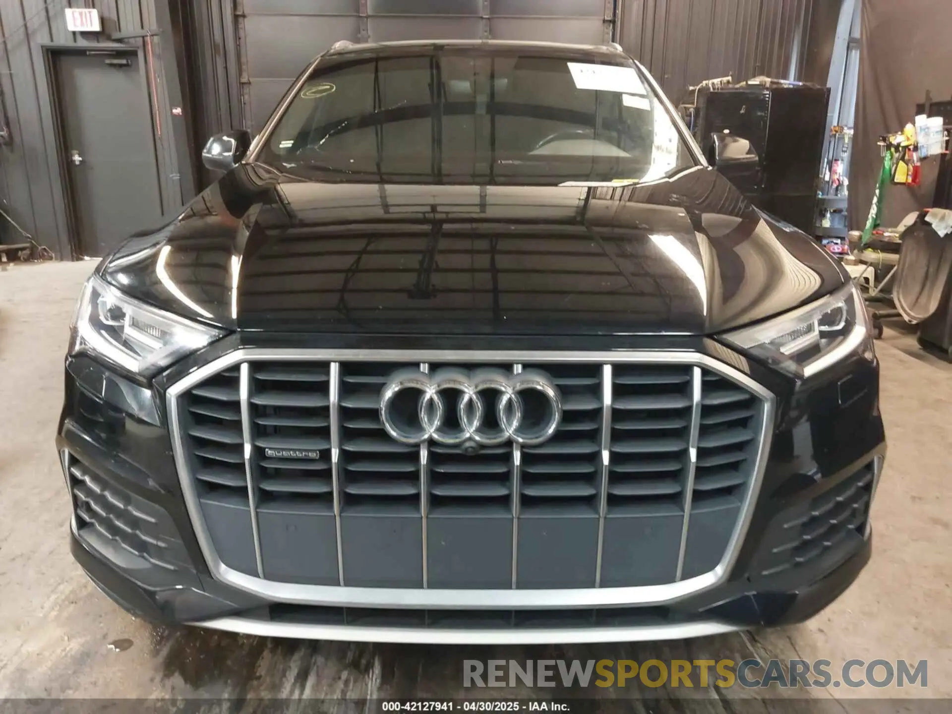 13 Фотография поврежденного автомобиля WA1LJAF7XMD029874 AUDI Q7 2021