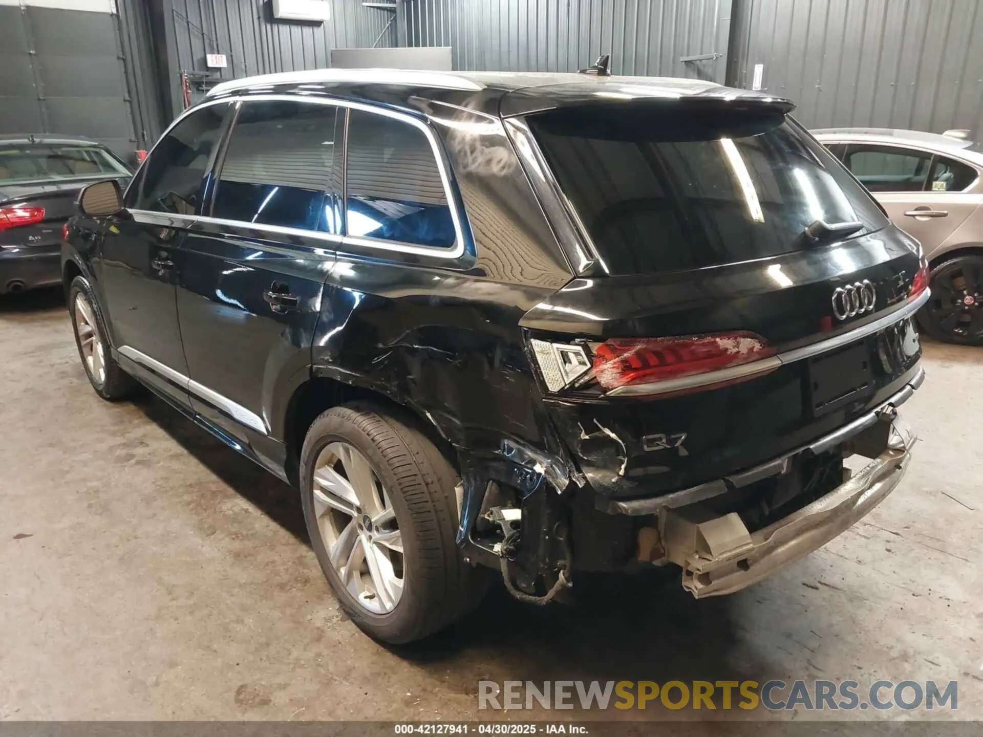 6 Фотография поврежденного автомобиля WA1LJAF7XMD029874 AUDI Q7 2021