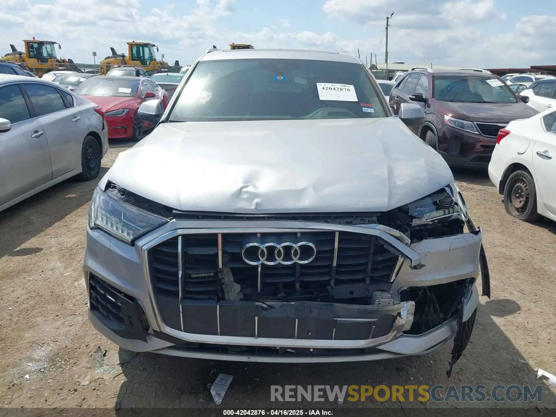 12 Photograph of a damaged car WA1LJBF73MD035506 AUDI Q7 2021