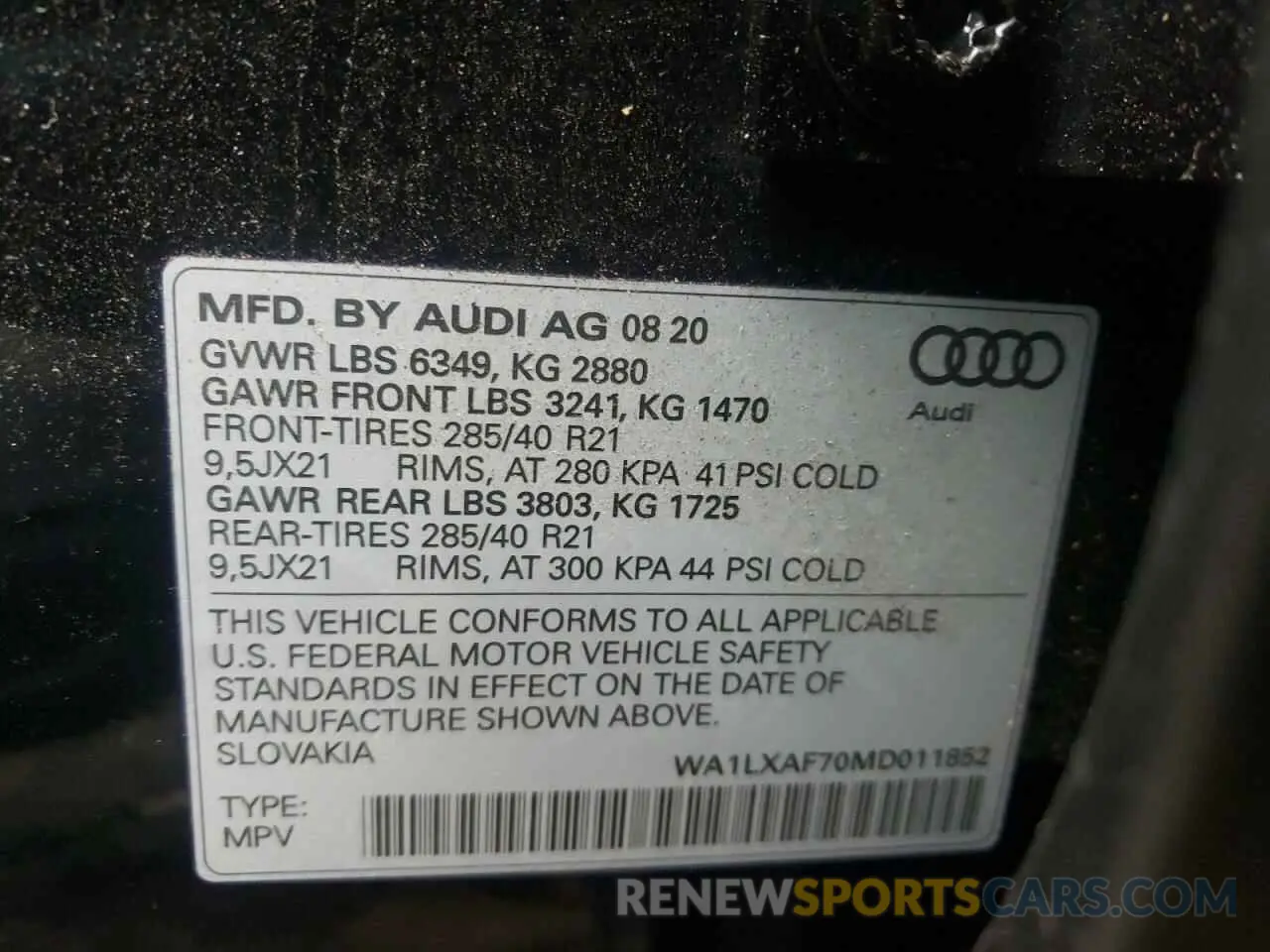 10 Photograph of a damaged car WA1LXAF70MD011852 AUDI Q7 2021