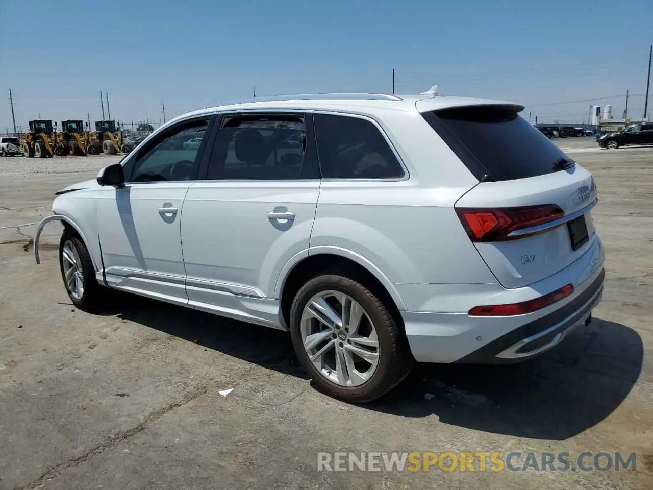 2 Photograph of a damaged car WA1LXAF71MD011410 AUDI Q7 2021