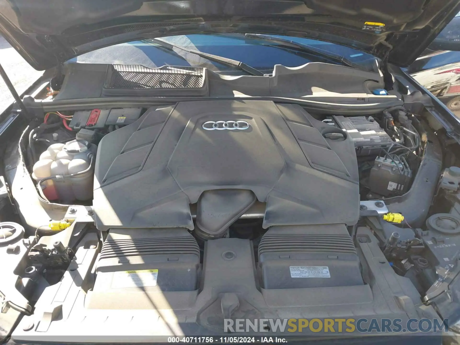 10 Фотография поврежденного автомобиля WA1LXAF74MD031554 AUDI Q7 2021