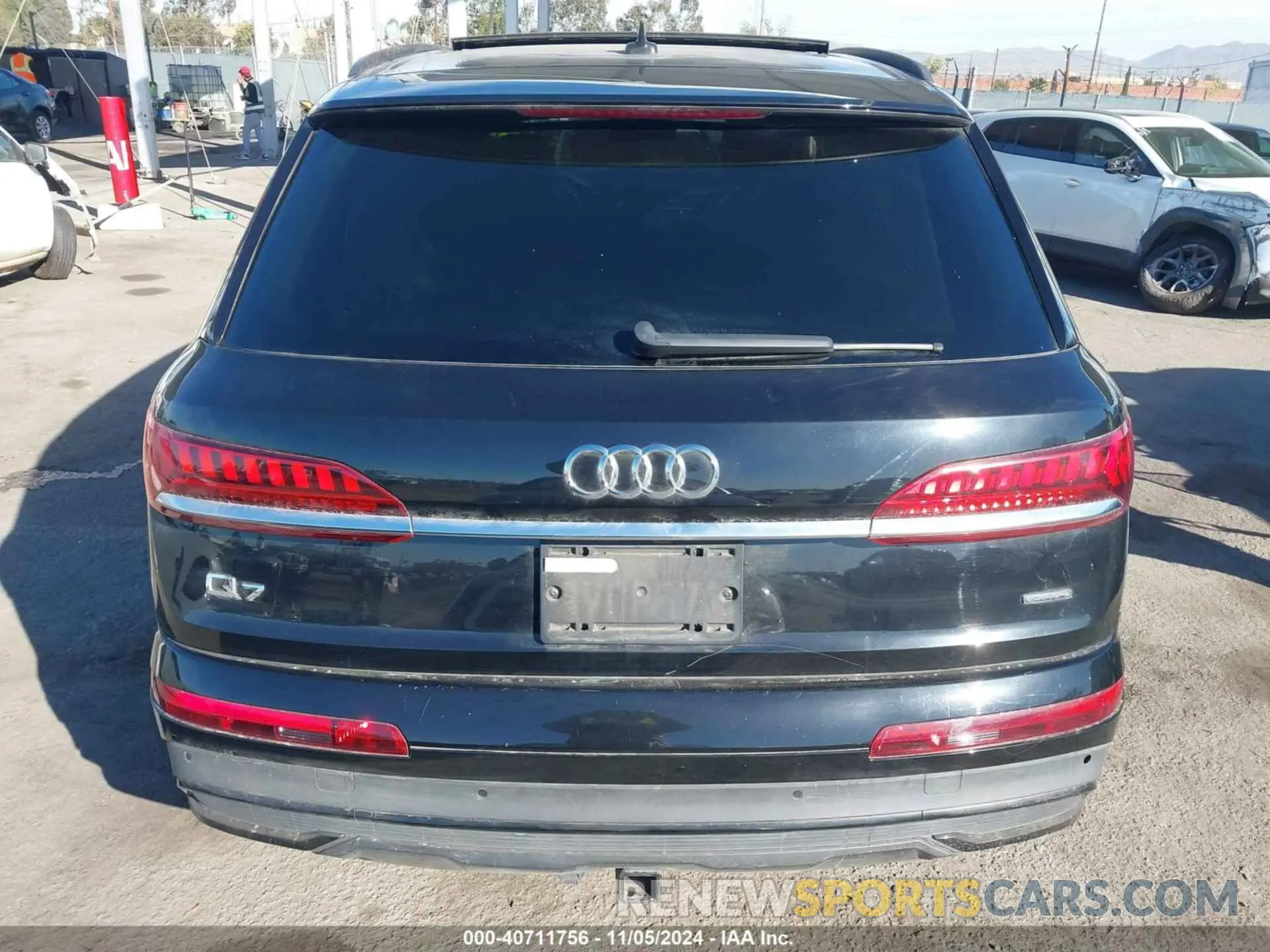 15 Фотография поврежденного автомобиля WA1LXAF74MD031554 AUDI Q7 2021