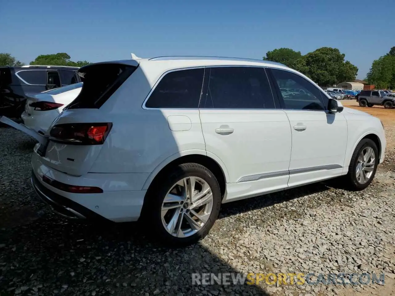 3 Фотография поврежденного автомобиля WA1LXAF74MD036012 AUDI Q7 2021