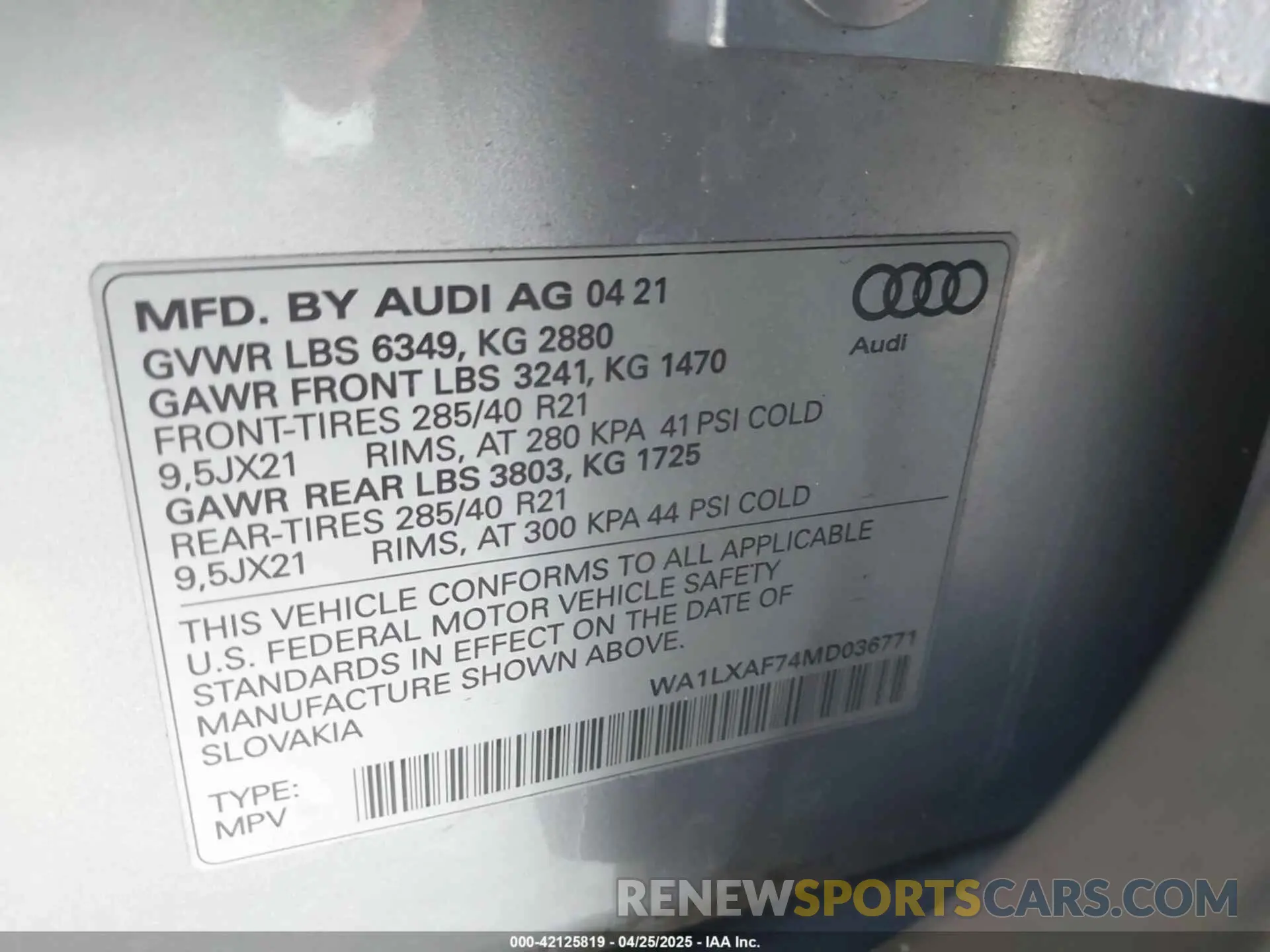 9 Фотография поврежденного автомобиля WA1LXAF74MD036771 AUDI Q7 2021